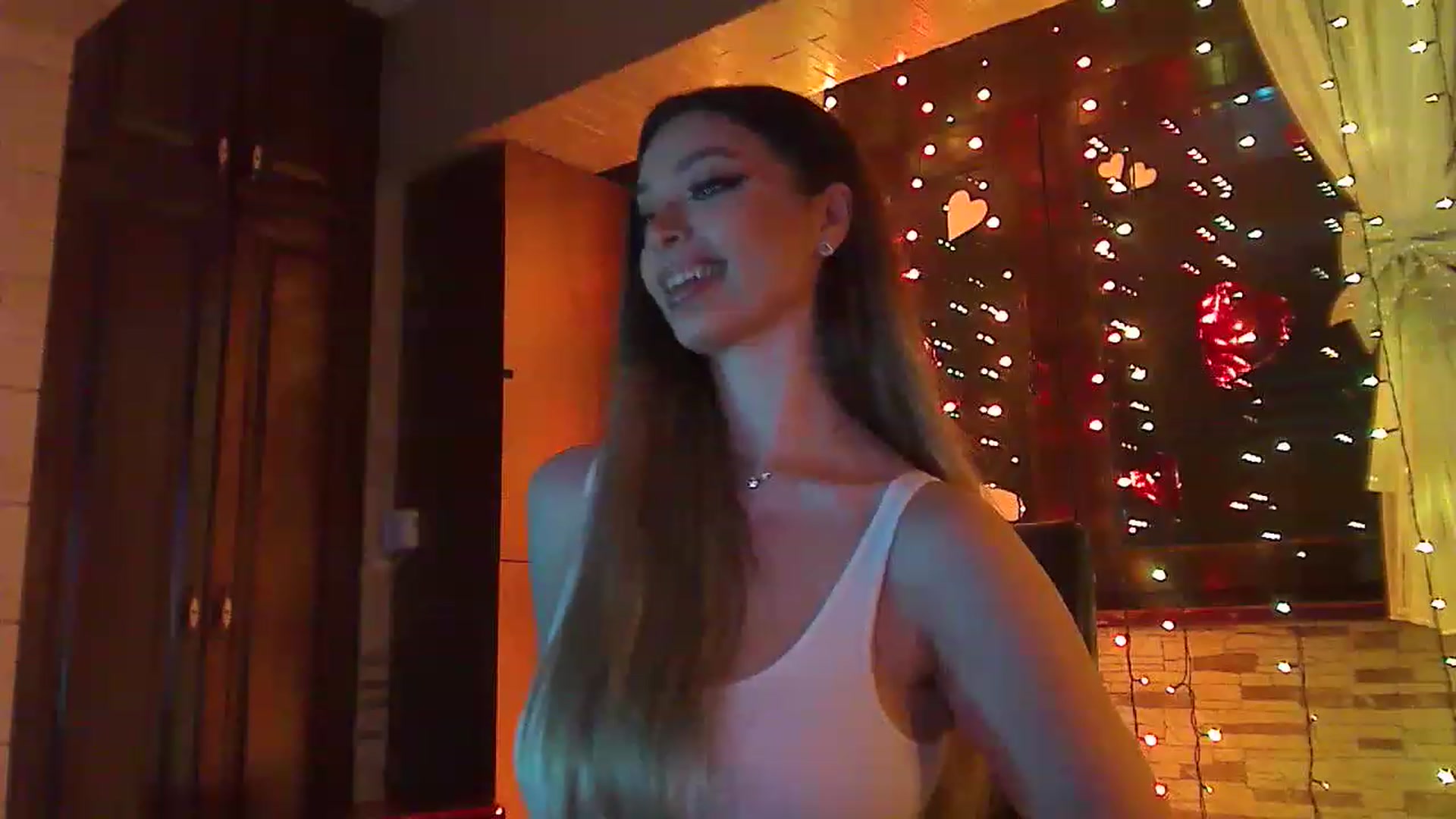 Gallery image thumbnail from No_bo_dy's myfreecams stream on, 02/07/2023, 24:43 image 13 of 20
