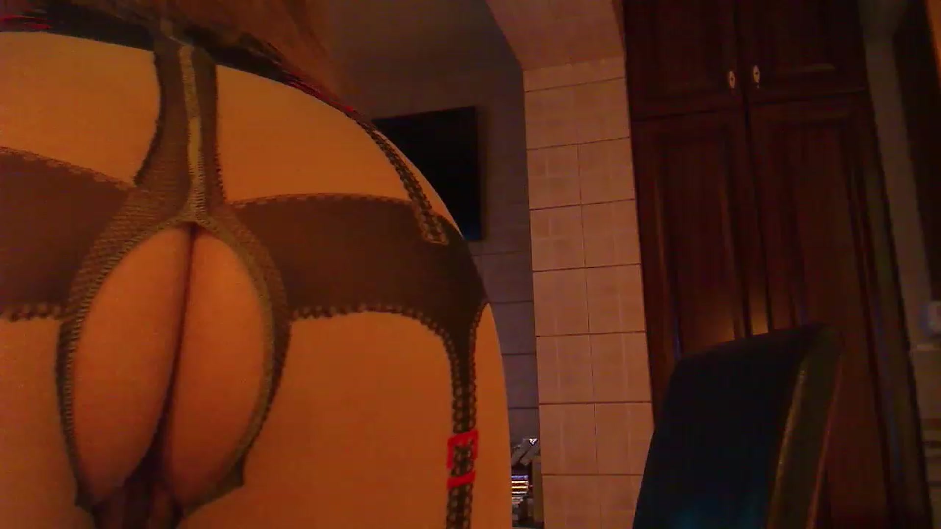 Gallery image thumbnail from No_bo_dy's myfreecams stream on, 02/08/2023, 04:40 image 10 of 20
