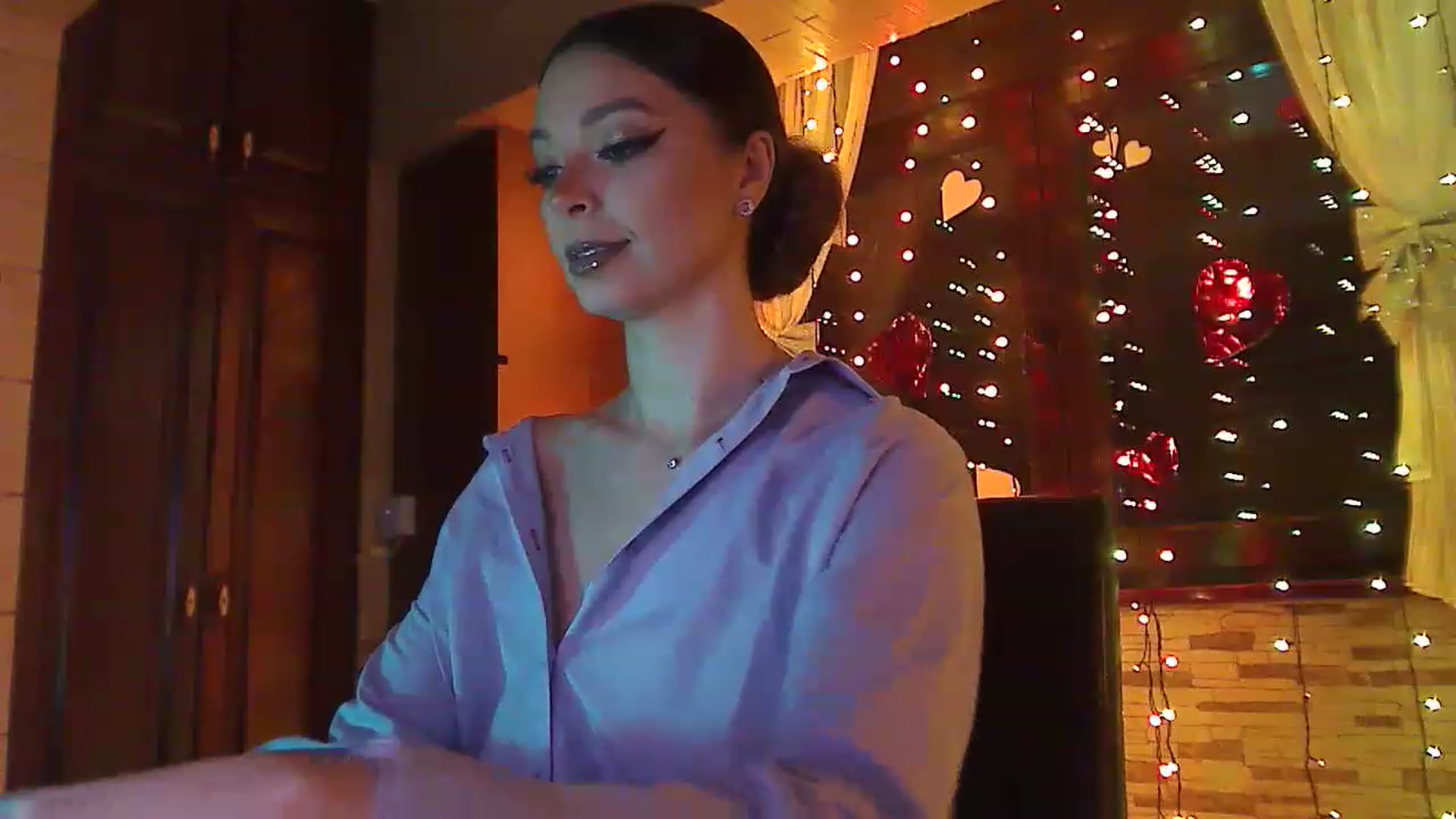 Gallery image thumbnail from No_bo_dy's myfreecams stream on, 02/10/2023, 02:46 image 4 of 20