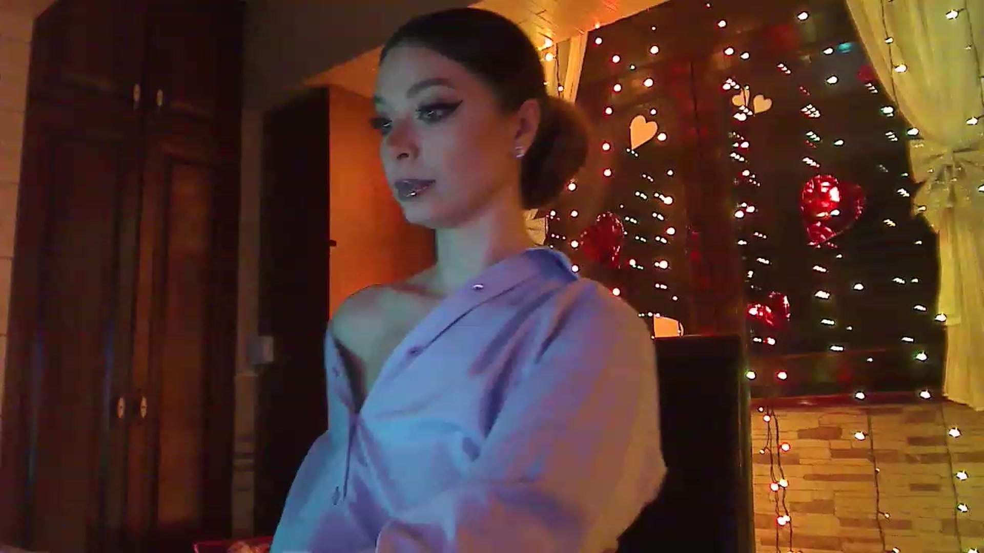 Gallery image thumbnail from No_bo_dy's myfreecams stream on, 02/10/2023, 02:46 image 19 of 20