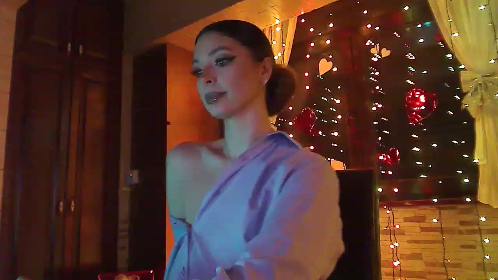 Gallery image thumbnail from No_bo_dy's myfreecams stream on, 02/10/2023, 02:46 image 15 of 20