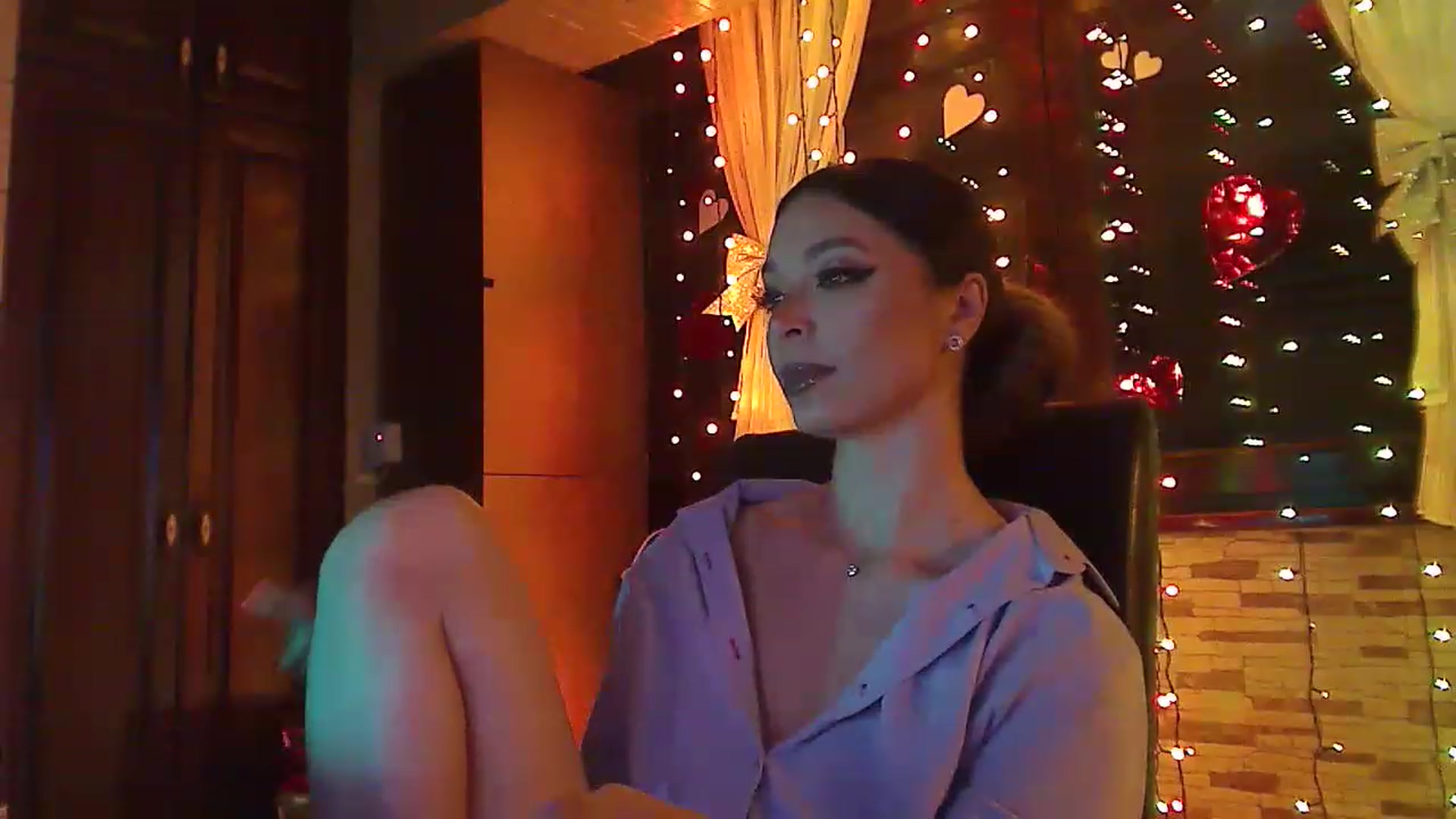 Gallery image thumbnail from No_bo_dy's myfreecams stream on, 02/10/2023, 03:42 image 16 of 20