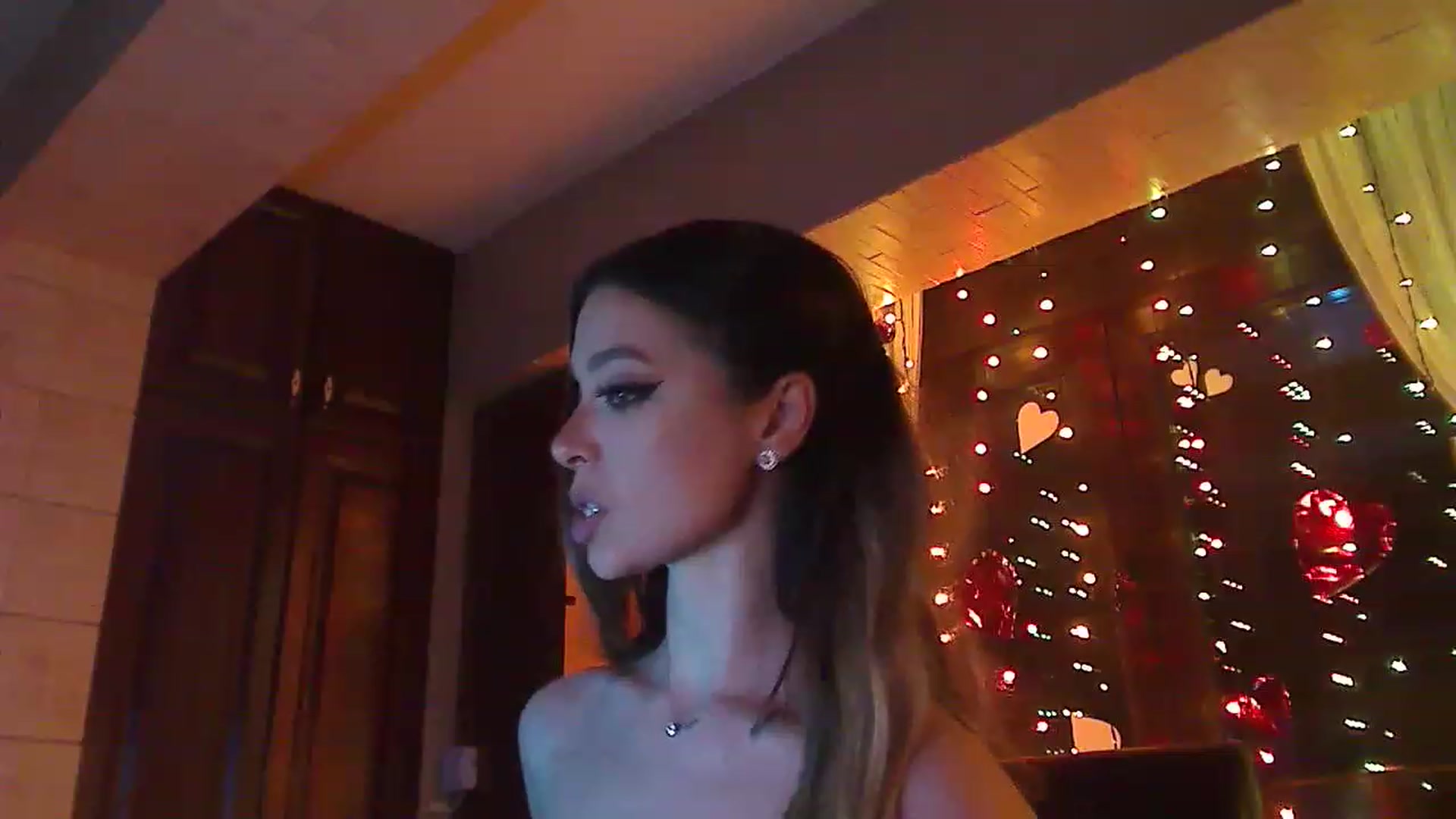 Gallery image thumbnail from No_bo_dy's myfreecams stream on, 02/11/2023, 03:01 image 19 of 20