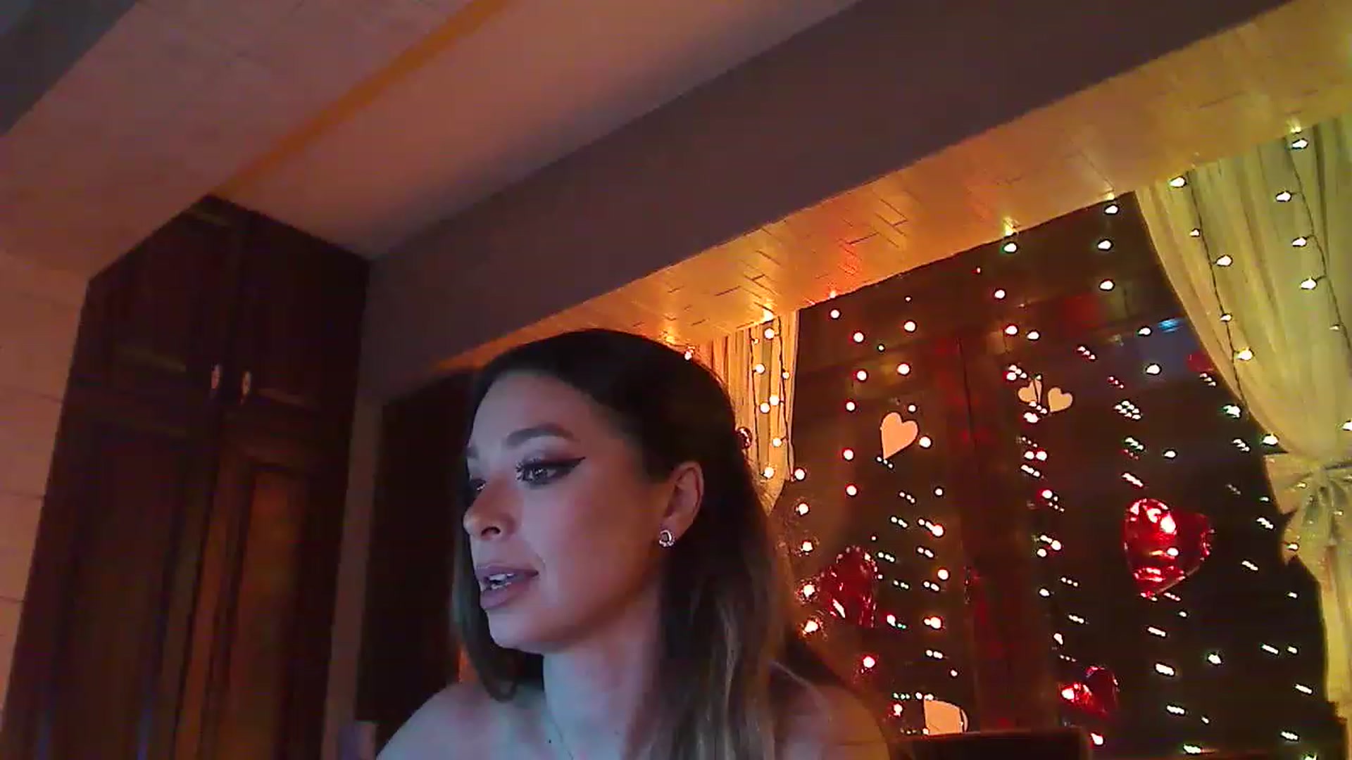 Gallery image thumbnail from No_bo_dy's myfreecams stream on, 02/11/2023, 03:01 image 17 of 20