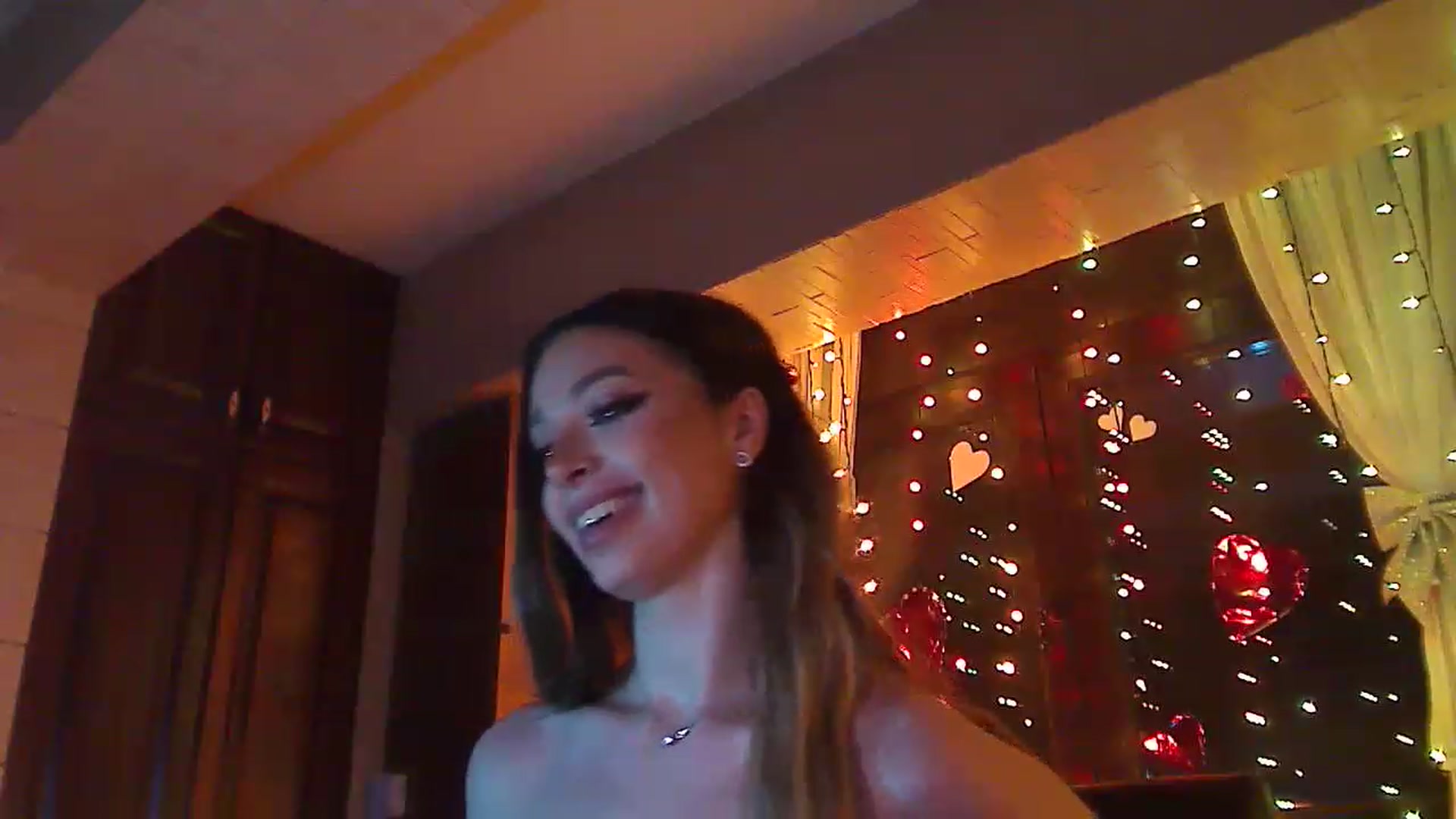 Gallery image thumbnail from No_bo_dy's myfreecams stream on, 02/11/2023, 03:01 image 10 of 20