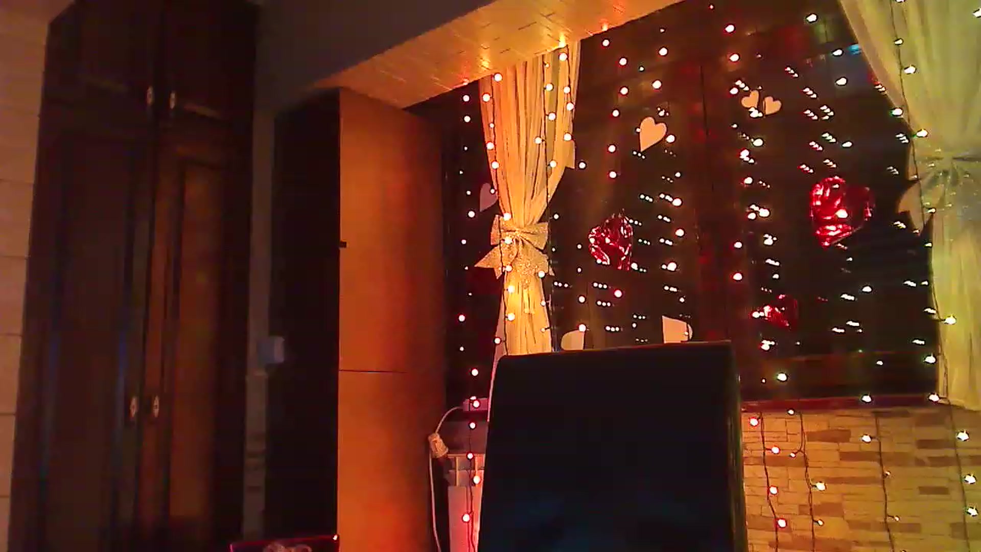 Gallery image thumbnail from No_bo_dy's myfreecams stream on, 02/14/2023, 01:48 image 2 of 20