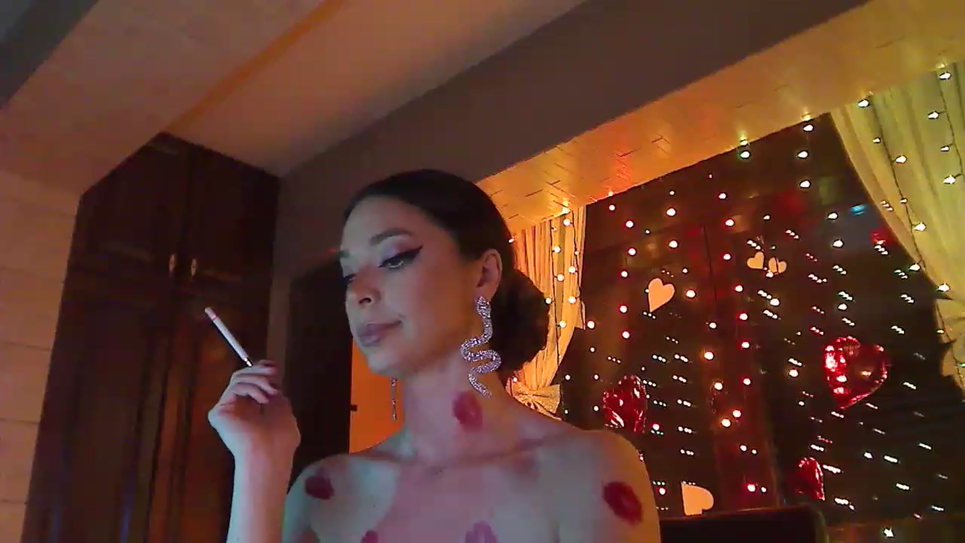 Gallery image thumbnail from No_bo_dy's myfreecams stream on, 02/15/2023, 03:14 image 10 of 20