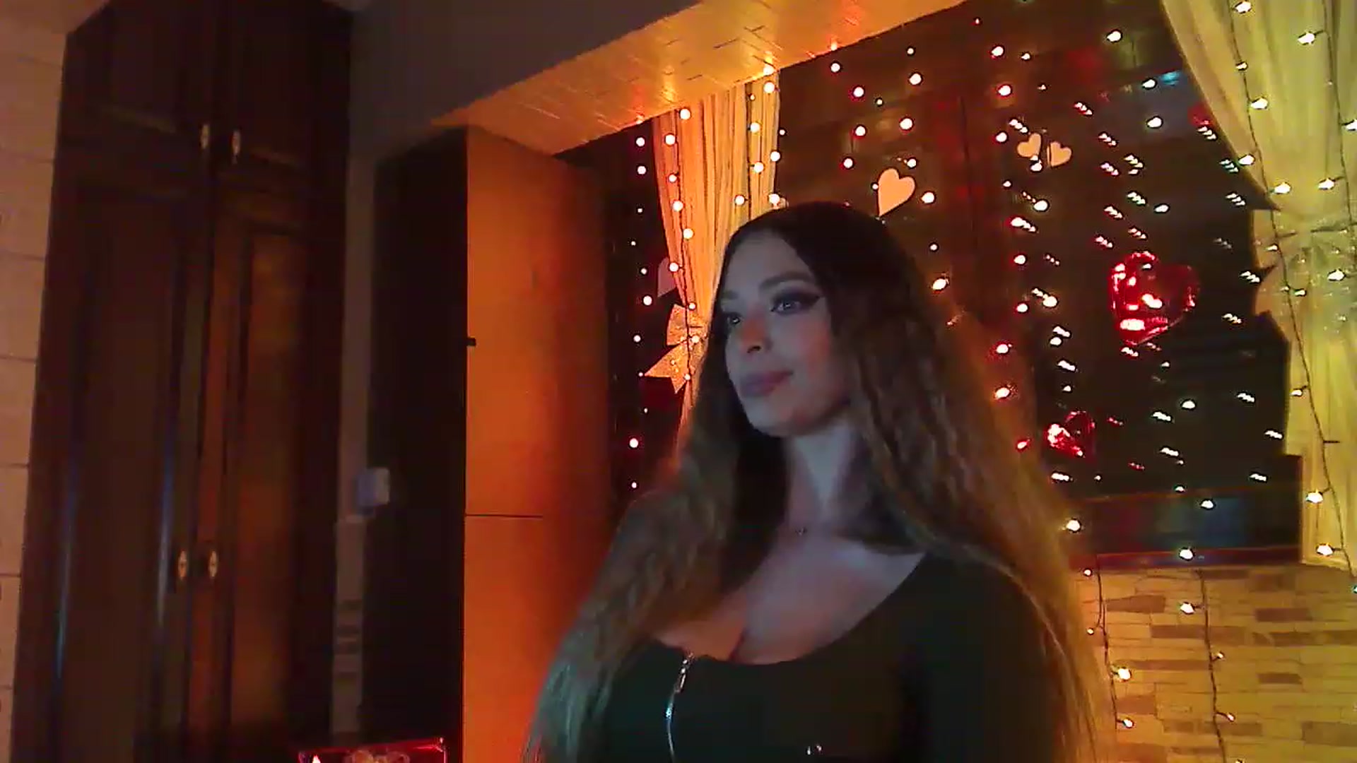 Gallery image thumbnail from No_bo_dy's myfreecams stream on, 02/18/2023, 03:33 image 3 of 20