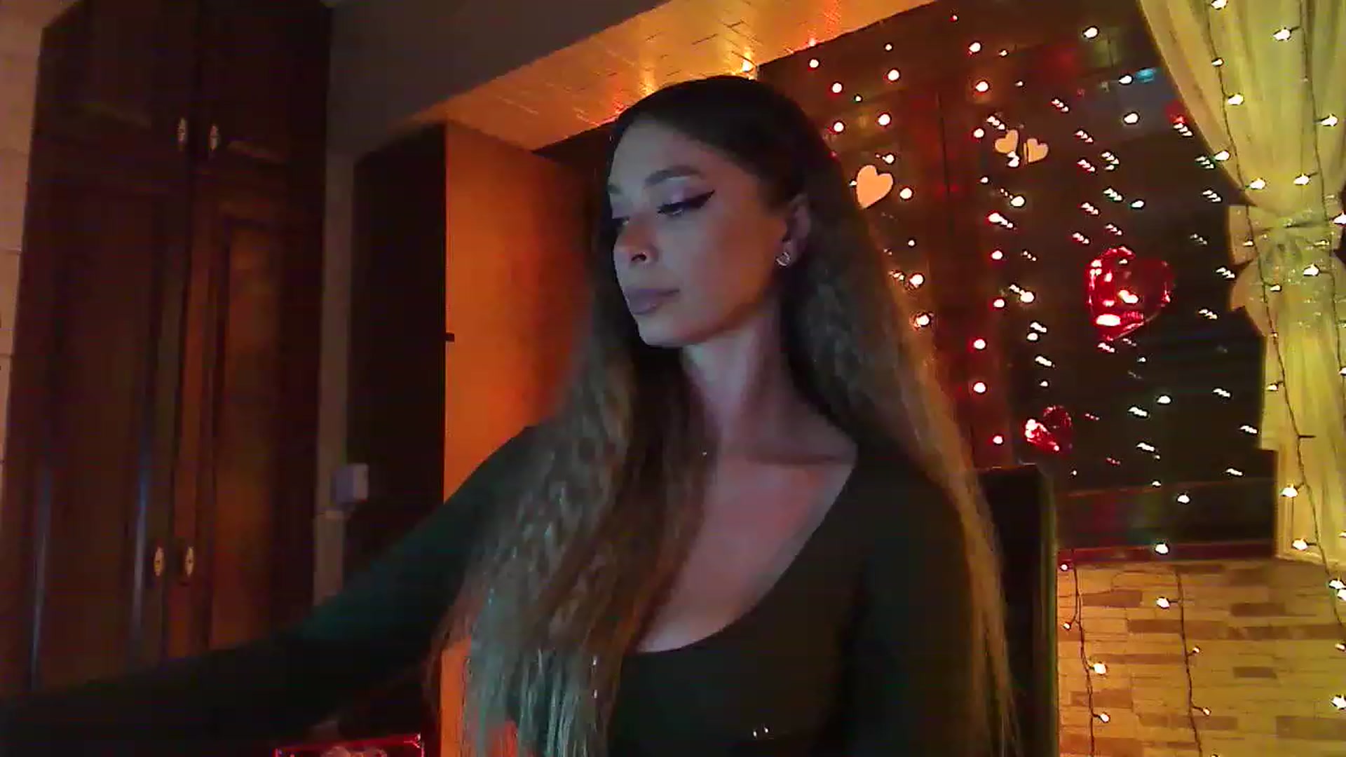 Gallery image thumbnail from No_bo_dy's myfreecams stream on, 02/18/2023, 03:33 image 11 of 20