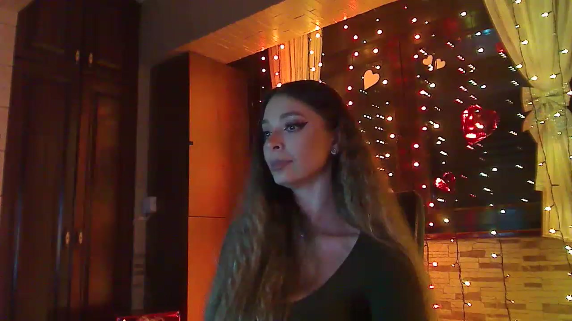 Gallery image thumbnail from No_bo_dy's myfreecams stream on, 02/18/2023, 03:33 image 17 of 20