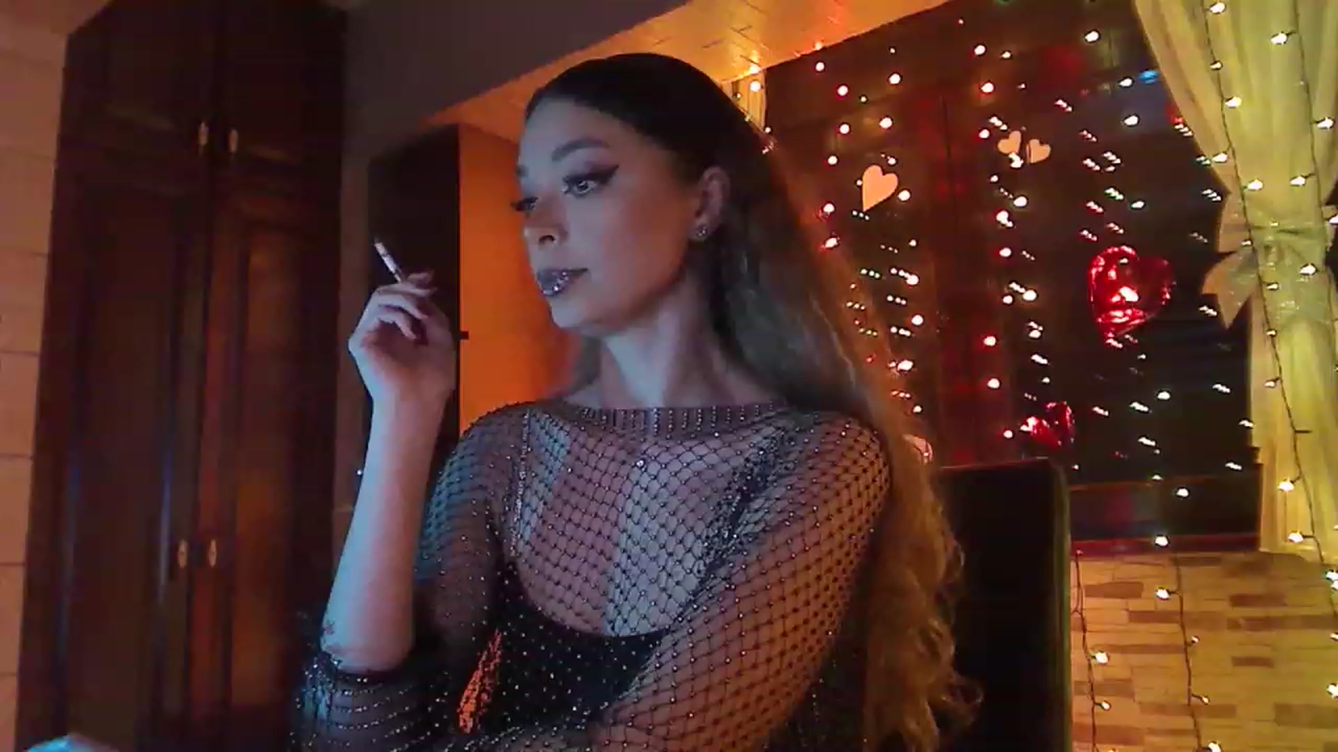 Gallery image thumbnail from No_bo_dy's myfreecams stream on, 02/19/2023, 24:01 image 2 of 20