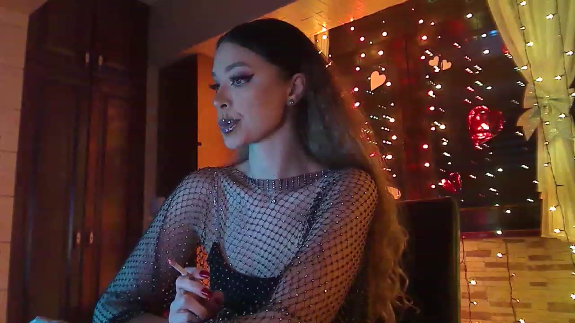 Gallery image thumbnail from No_bo_dy's myfreecams stream on, 02/19/2023, 24:01 image 1 of 20