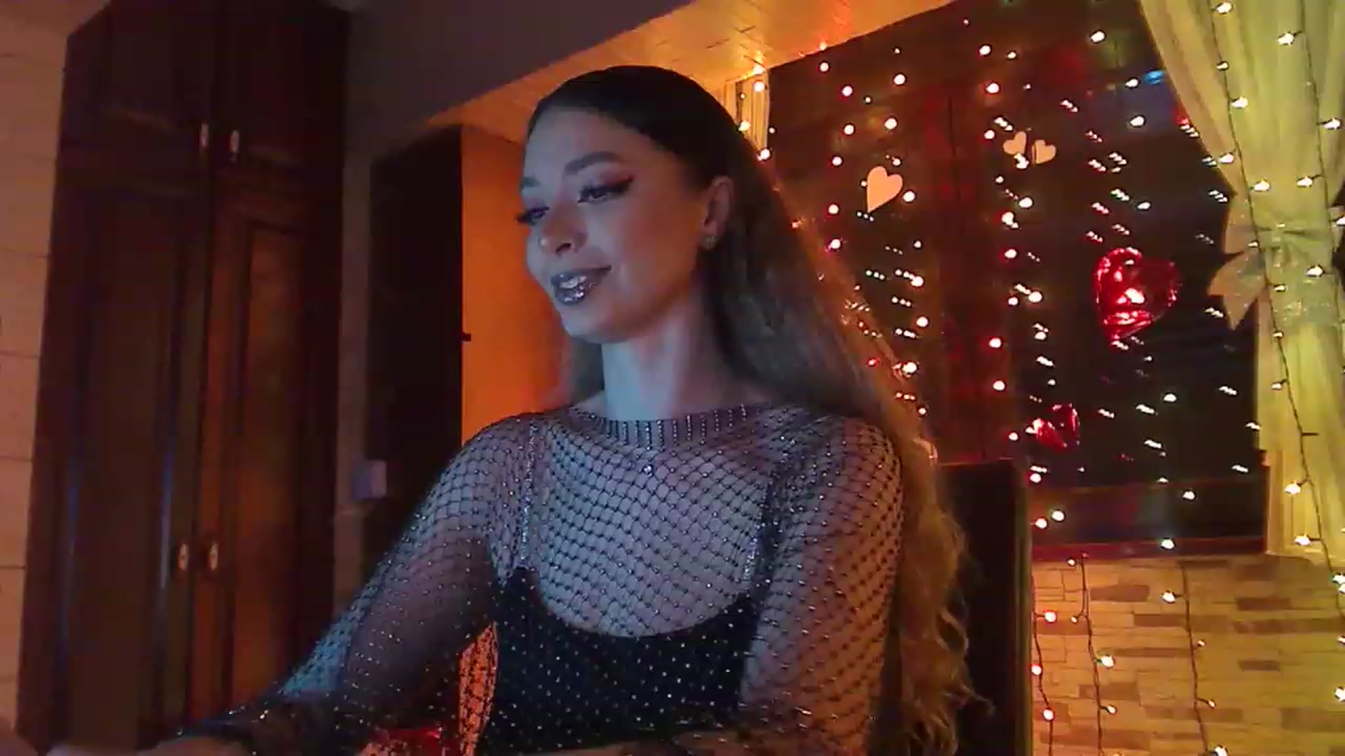 Gallery image thumbnail from No_bo_dy's myfreecams stream on, 02/19/2023, 24:01 image 10 of 20