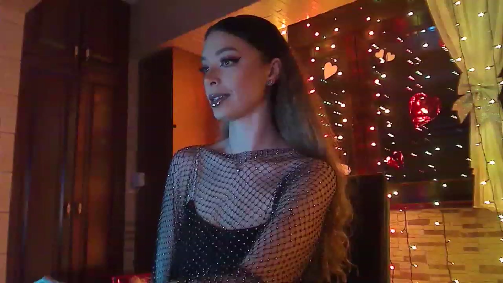 Gallery image thumbnail from No_bo_dy's myfreecams stream on, 02/19/2023, 01:22 image 5 of 20