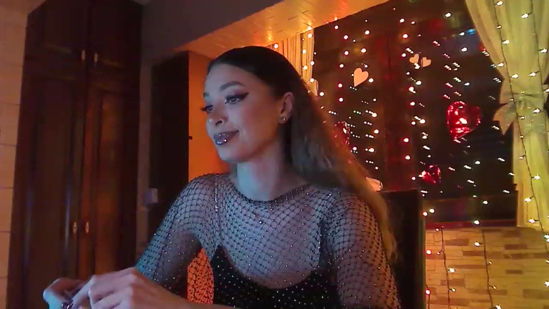 Gallery image thumbnail from No_bo_dy's myfreecams stream on, 02/19/2023, 01:22 image 6 of 20