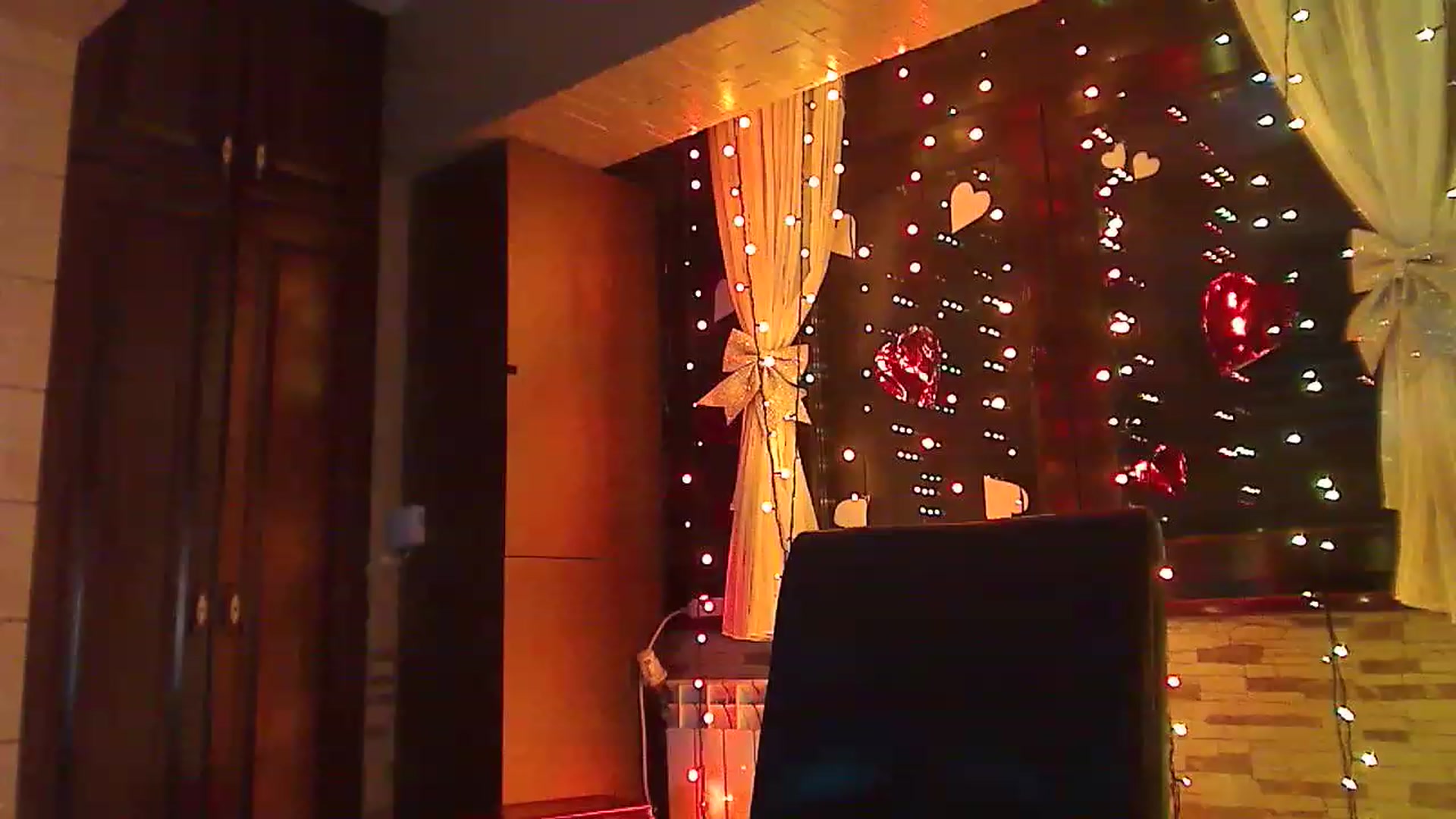 Gallery image thumbnail from No_bo_dy's myfreecams stream on, 02/23/2023, 03:24 image 13 of 20
