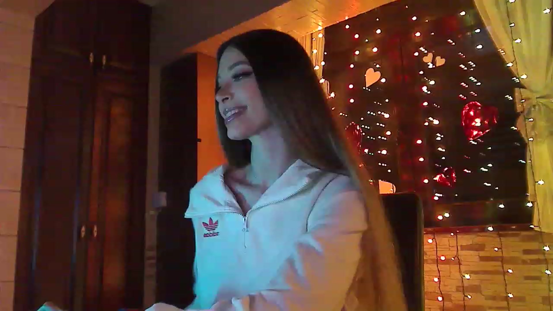 Gallery image thumbnail from No_bo_dy's myfreecams stream on, 02/25/2023, 24:01 image 14 of 20