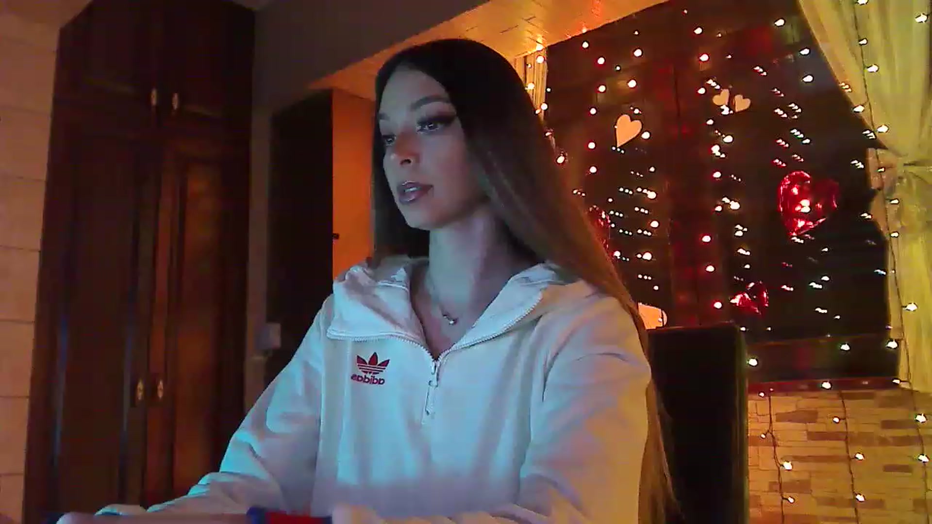 Gallery image thumbnail from No_bo_dy's myfreecams stream on, 02/25/2023, 24:01 image 4 of 20