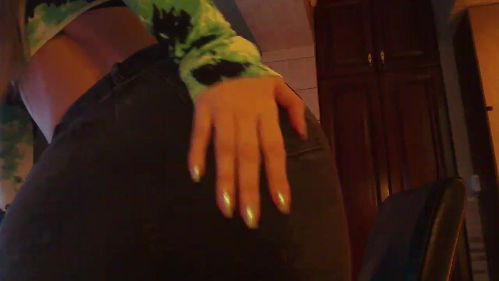Gallery image thumbnail from No_bo_dy's myfreecams stream on, 02/26/2023, 02:11 image 7 of 20