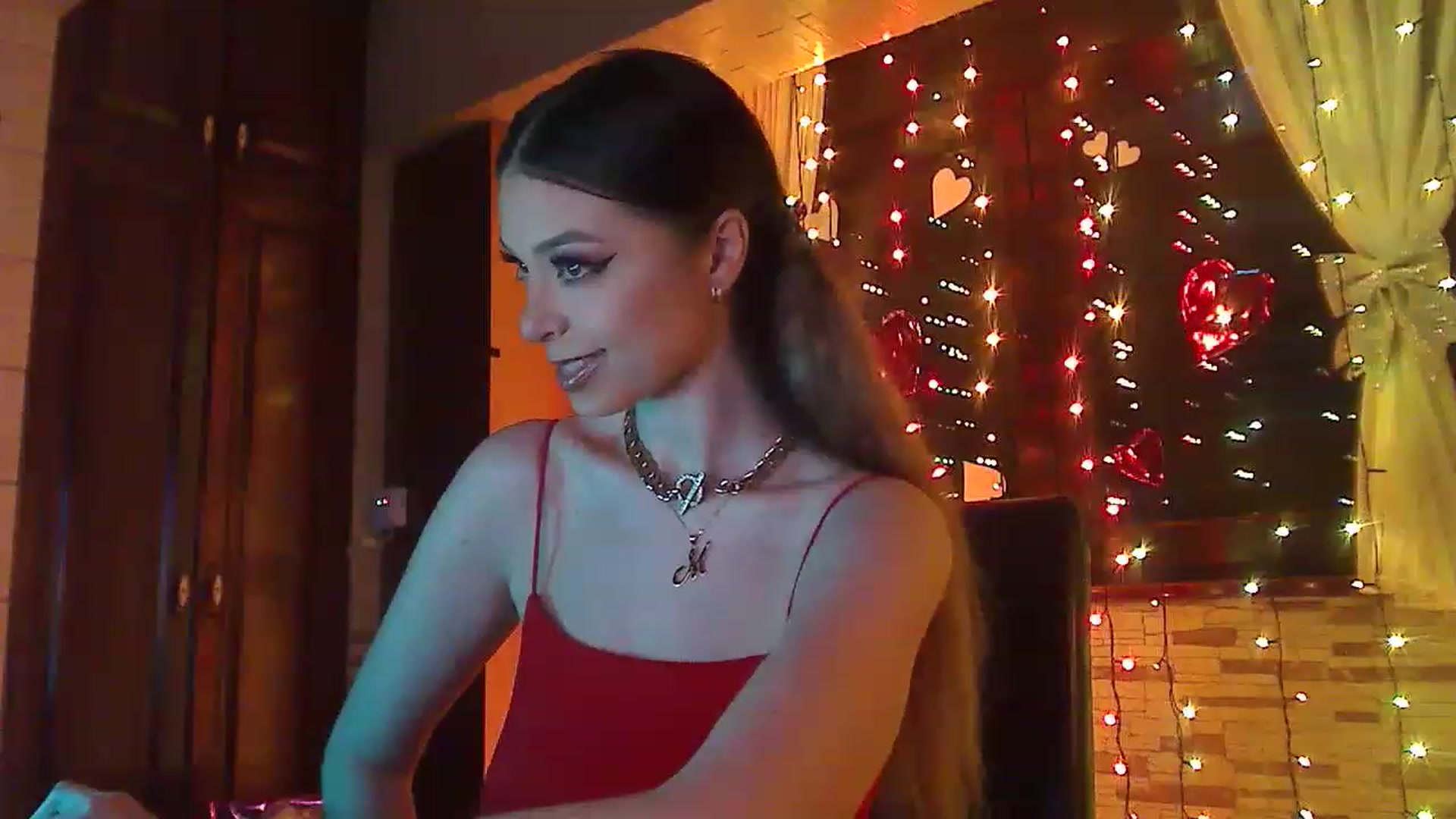 Gallery image thumbnail from No_bo_dy's myfreecams stream on, 03/04/2023, 24:01 image 10 of 20