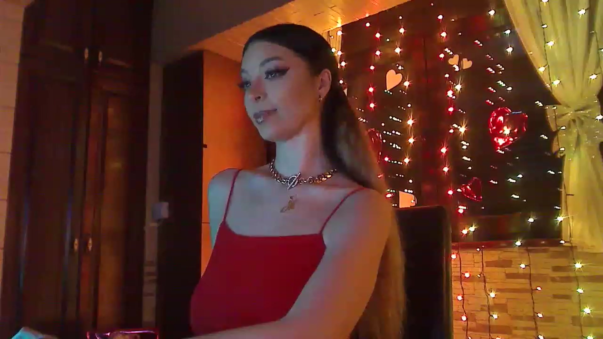 Gallery image thumbnail from No_bo_dy's myfreecams stream on, 03/04/2023, 24:01 image 12 of 20