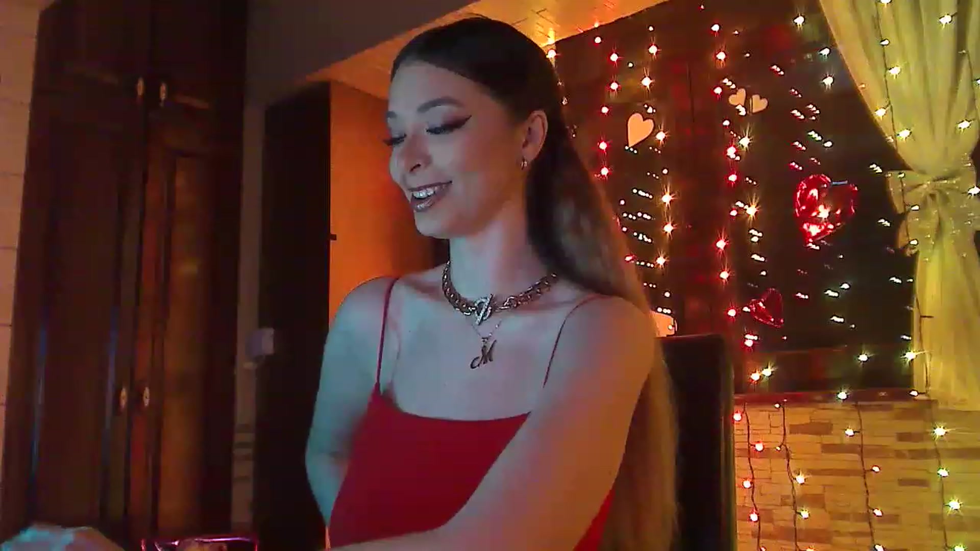 Gallery image thumbnail from No_bo_dy's myfreecams stream on, 03/04/2023, 24:01 image 13 of 20