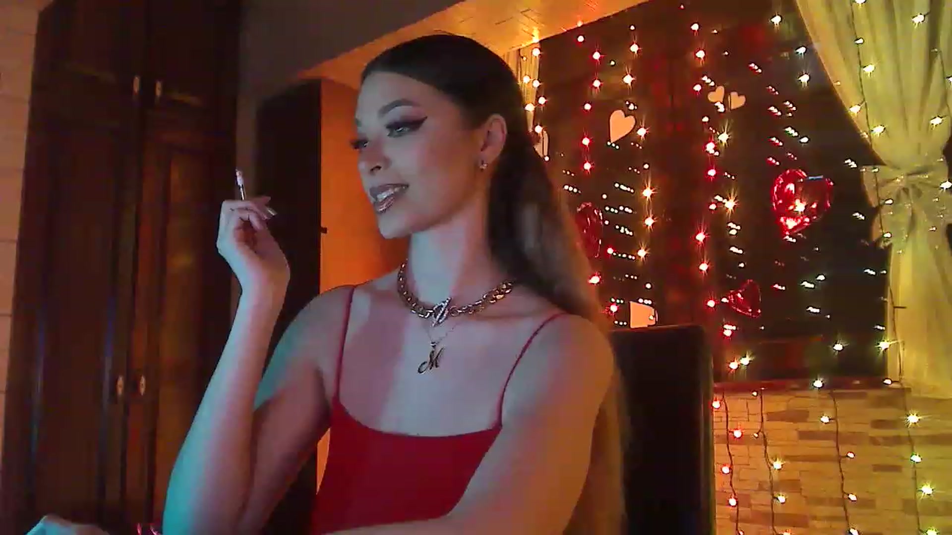 Gallery image thumbnail from No_bo_dy's myfreecams stream on, 03/04/2023, 24:01 image 6 of 20