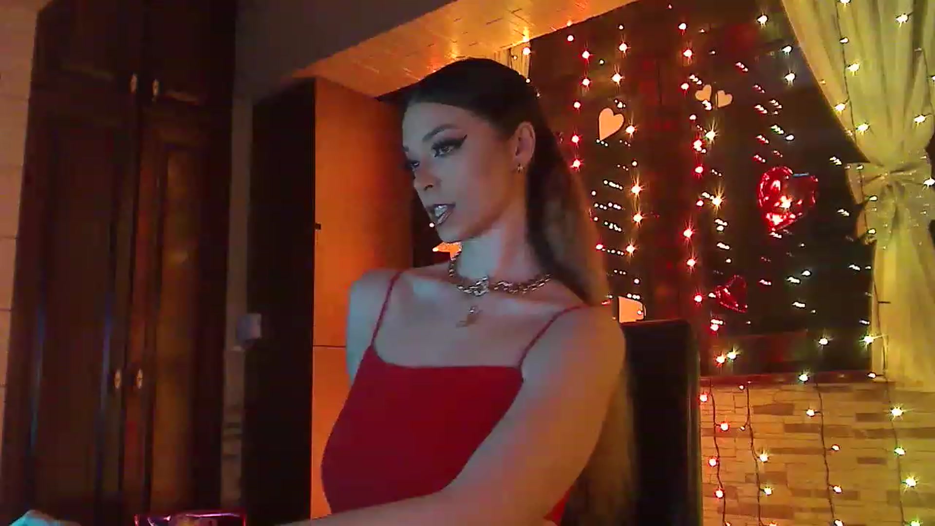 Gallery image thumbnail from No_bo_dy's myfreecams stream on, 03/04/2023, 24:01 image 15 of 20