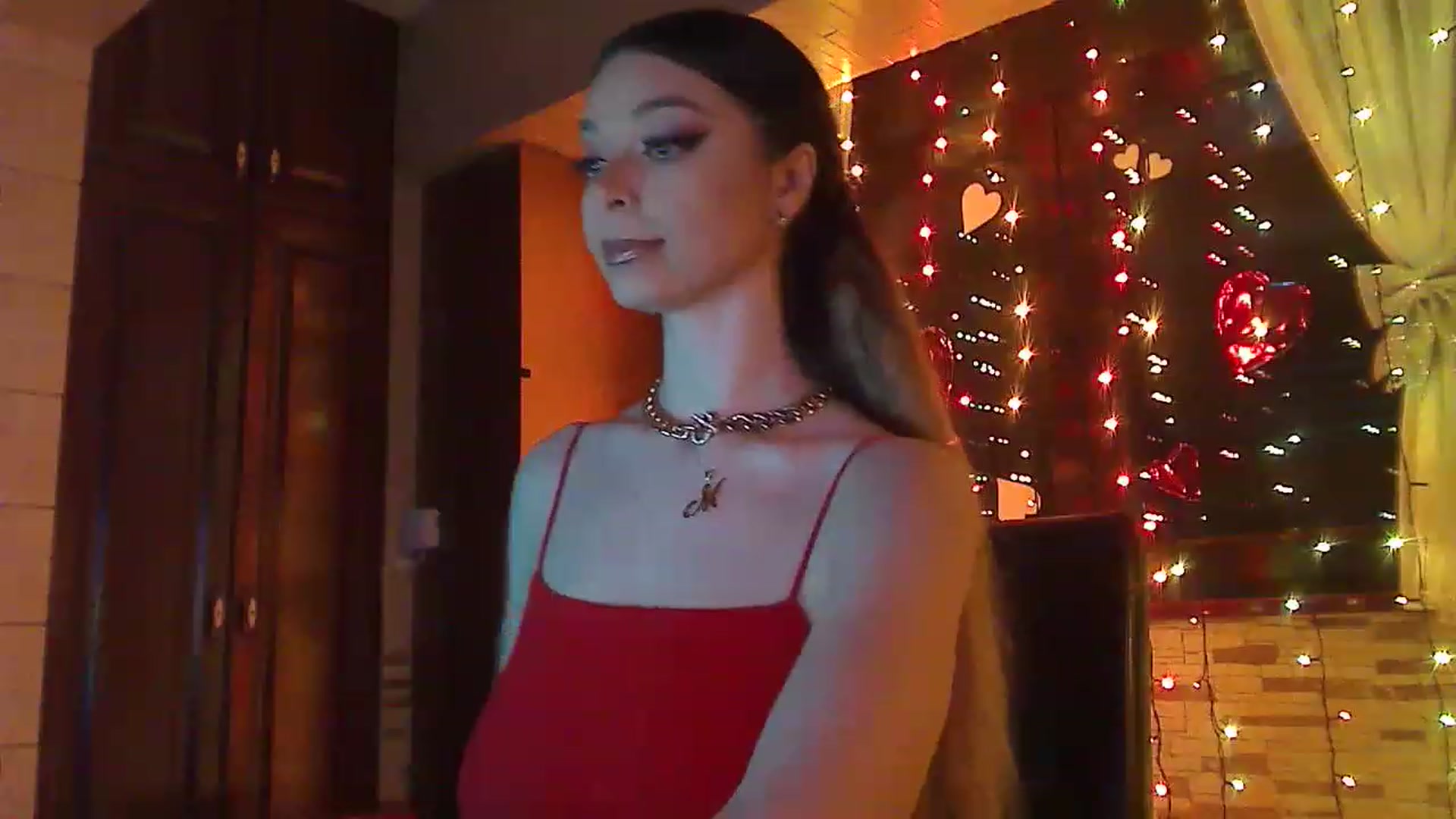 Gallery image thumbnail from No_bo_dy's myfreecams stream on, 03/04/2023, 01:26 image 4 of 20