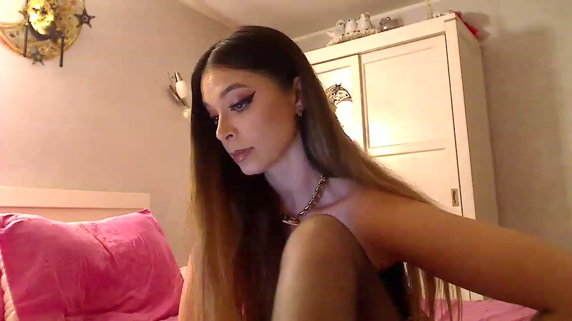 Gallery image thumbnail from No_bo_dy's myfreecams stream on, 03/04/2023, 03:54 image 1 of 20