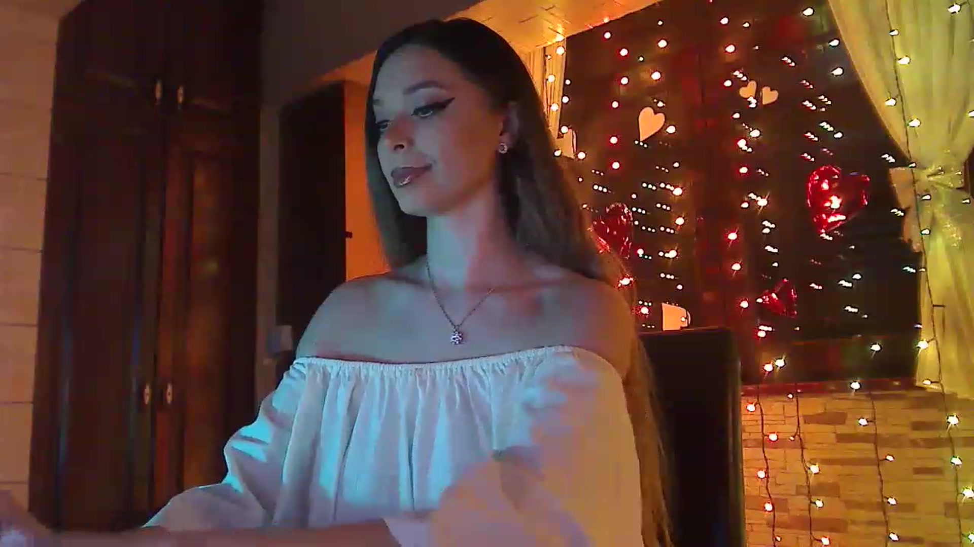 Gallery image thumbnail from No_bo_dy's myfreecams stream on, 03/07/2023, 01:38 image 4 of 20