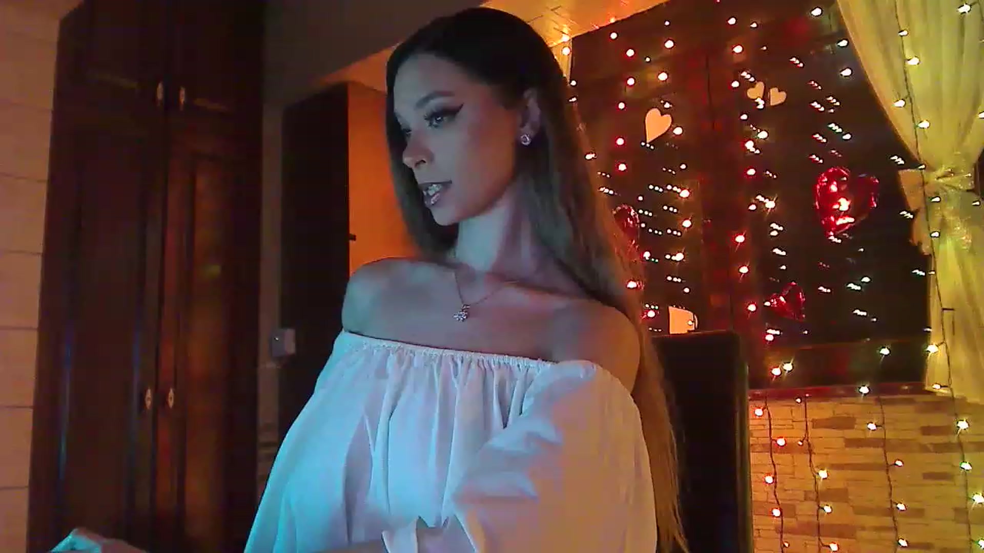 Gallery image thumbnail from No_bo_dy's myfreecams stream on, 03/07/2023, 01:38 image 2 of 20