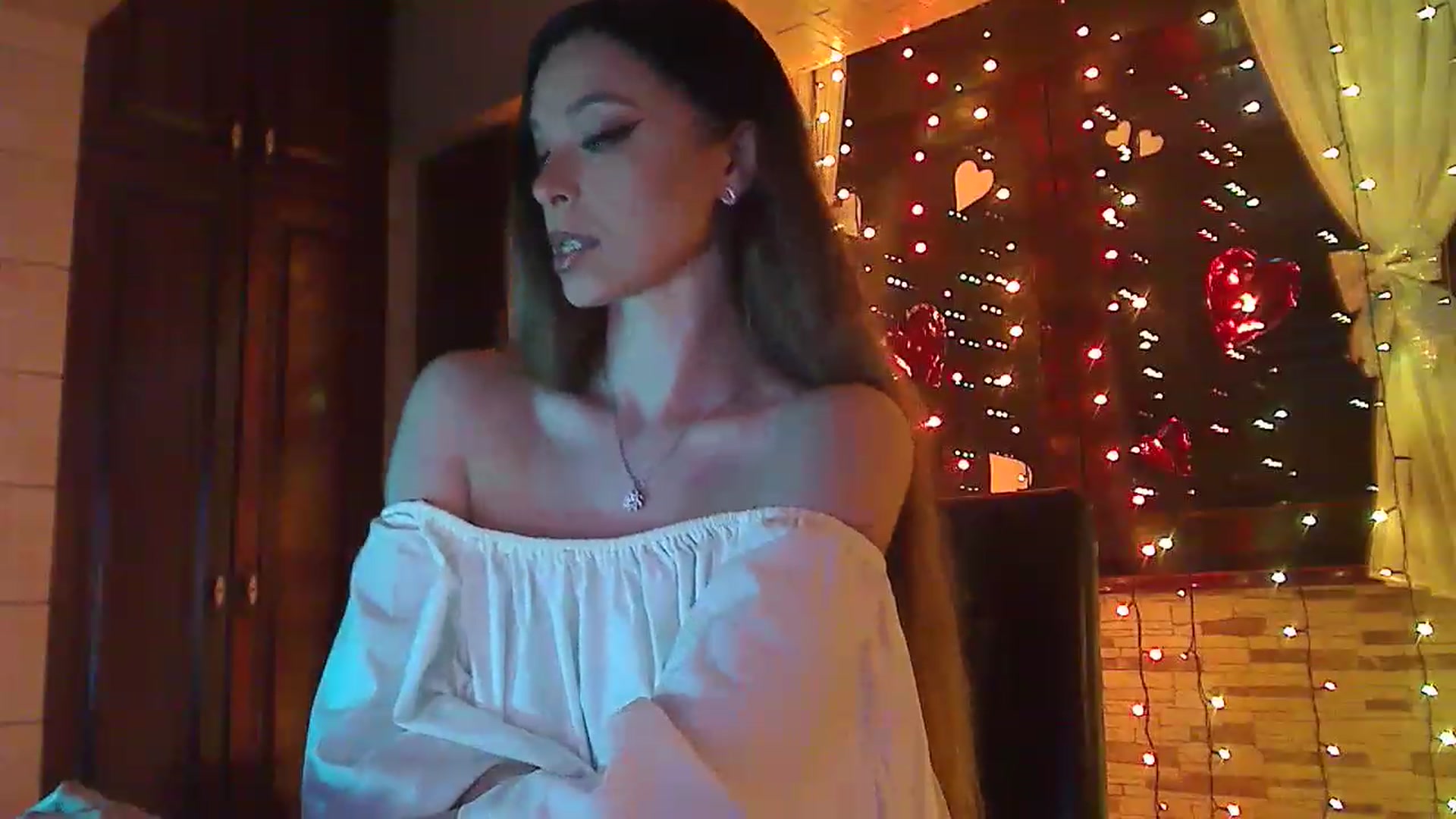 Gallery image thumbnail from No_bo_dy's myfreecams stream on, 03/07/2023, 01:38 image 13 of 20