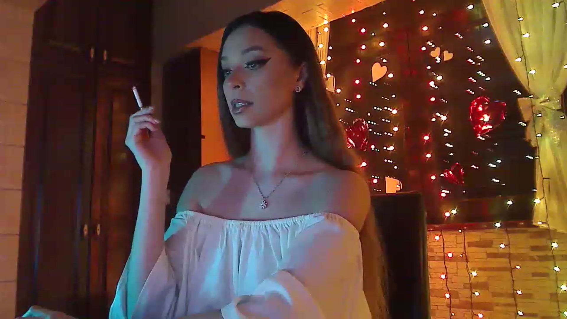 Gallery image thumbnail from No_bo_dy's myfreecams stream on, 03/07/2023, 01:38 image 10 of 20