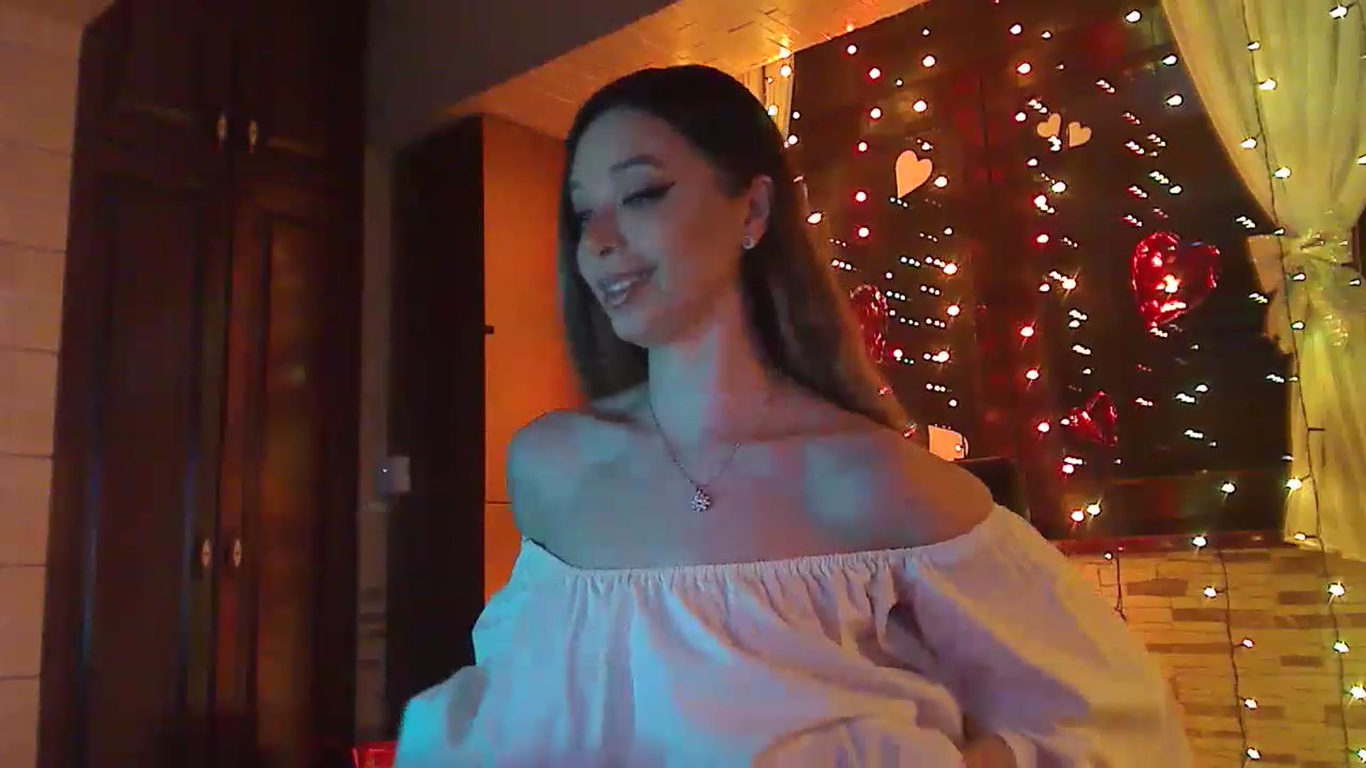 Gallery image thumbnail from No_bo_dy's myfreecams stream on, 03/07/2023, 01:38 image 15 of 20