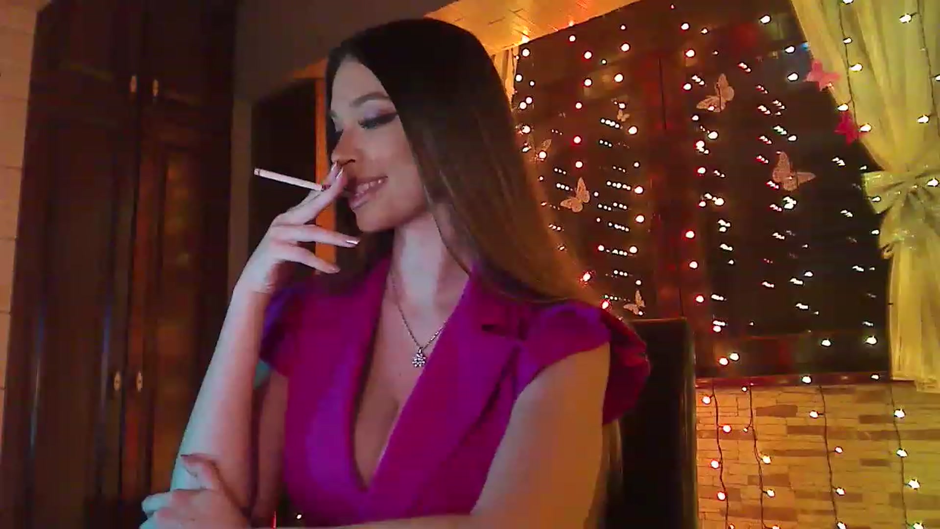 Gallery image thumbnail from No_bo_dy's myfreecams stream on, 03/09/2023, 24:00 image 15 of 20