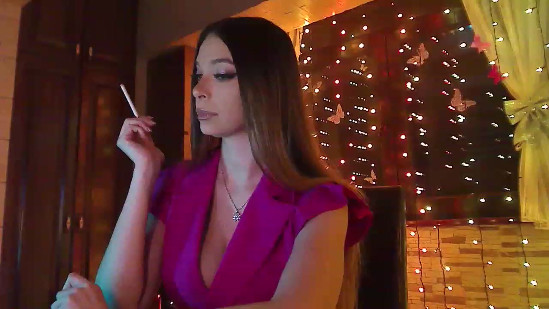 Gallery image thumbnail from No_bo_dy's myfreecams stream on, 03/09/2023, 01:37 image 14 of 20