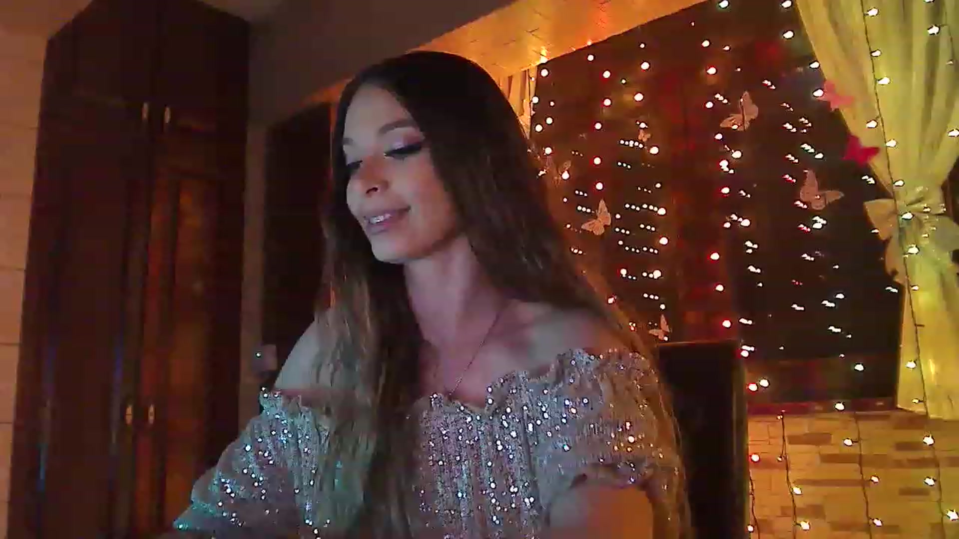 Gallery image thumbnail from No_bo_dy's myfreecams stream on, 03/11/2023, 02:18 image 6 of 20