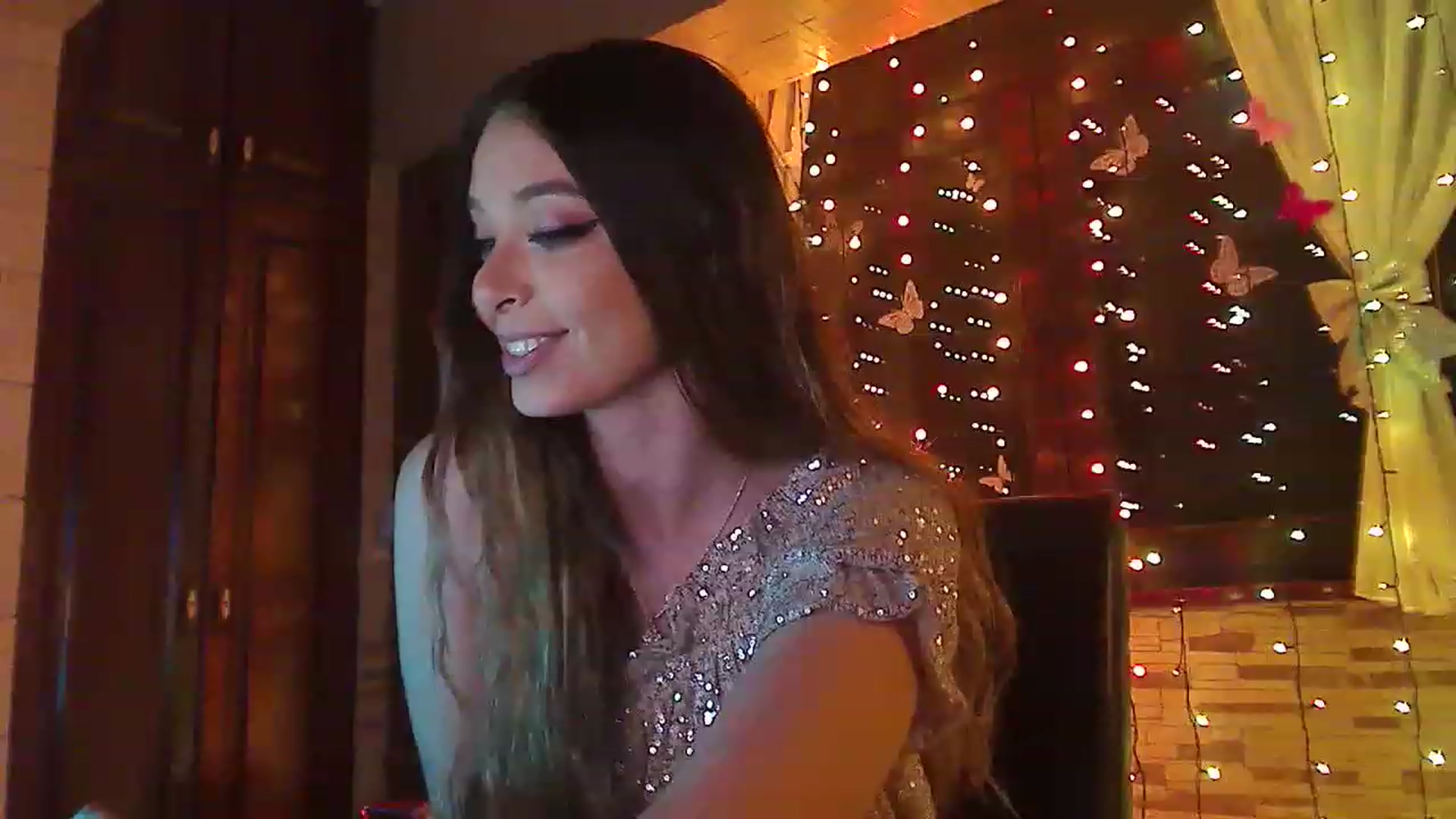 Gallery image thumbnail from No_bo_dy's myfreecams stream on, 03/11/2023, 02:18 image 16 of 20