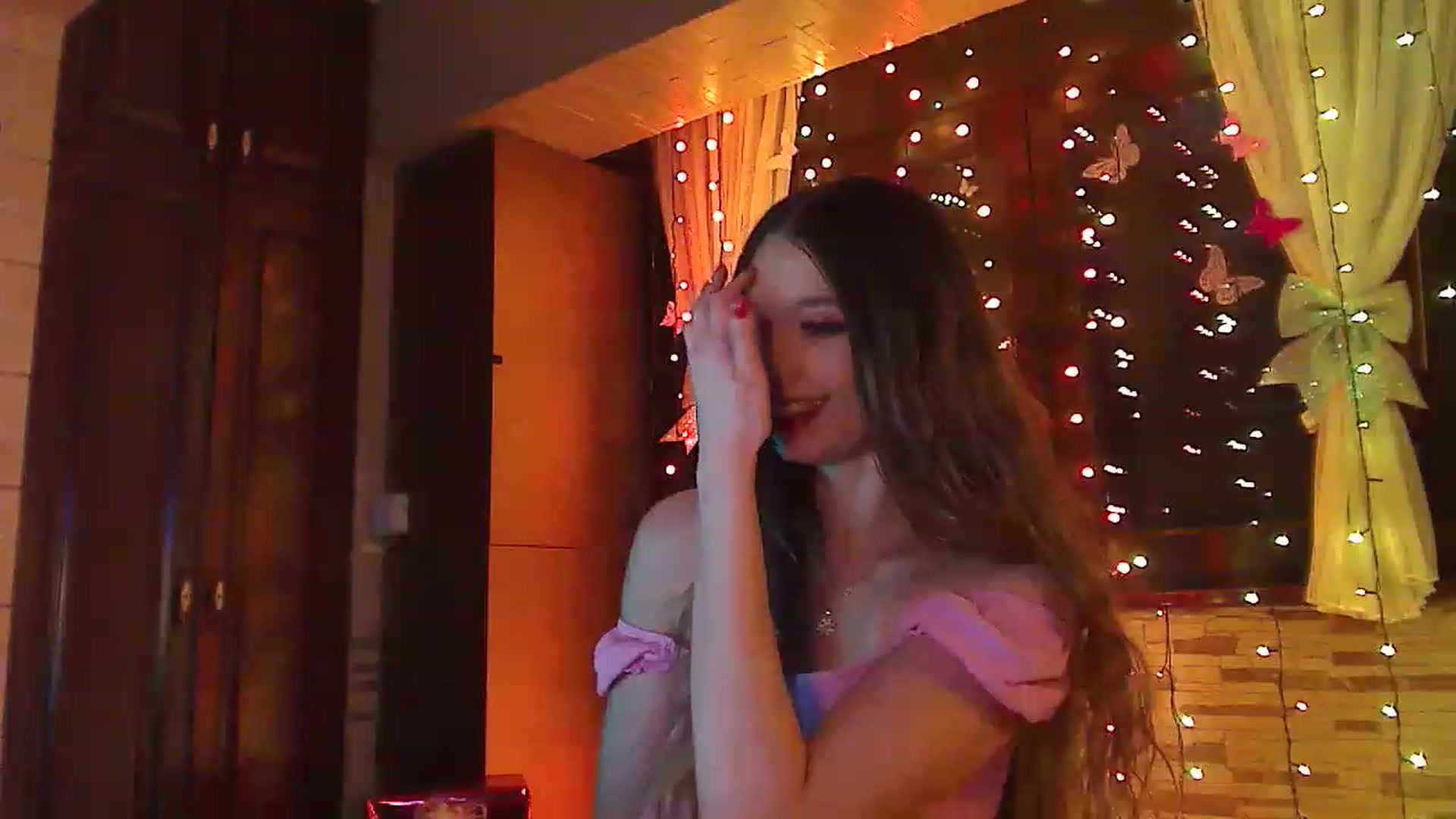 Gallery image thumbnail from No_bo_dy's myfreecams stream on, 03/12/2023, 24:00 image 20 of 20