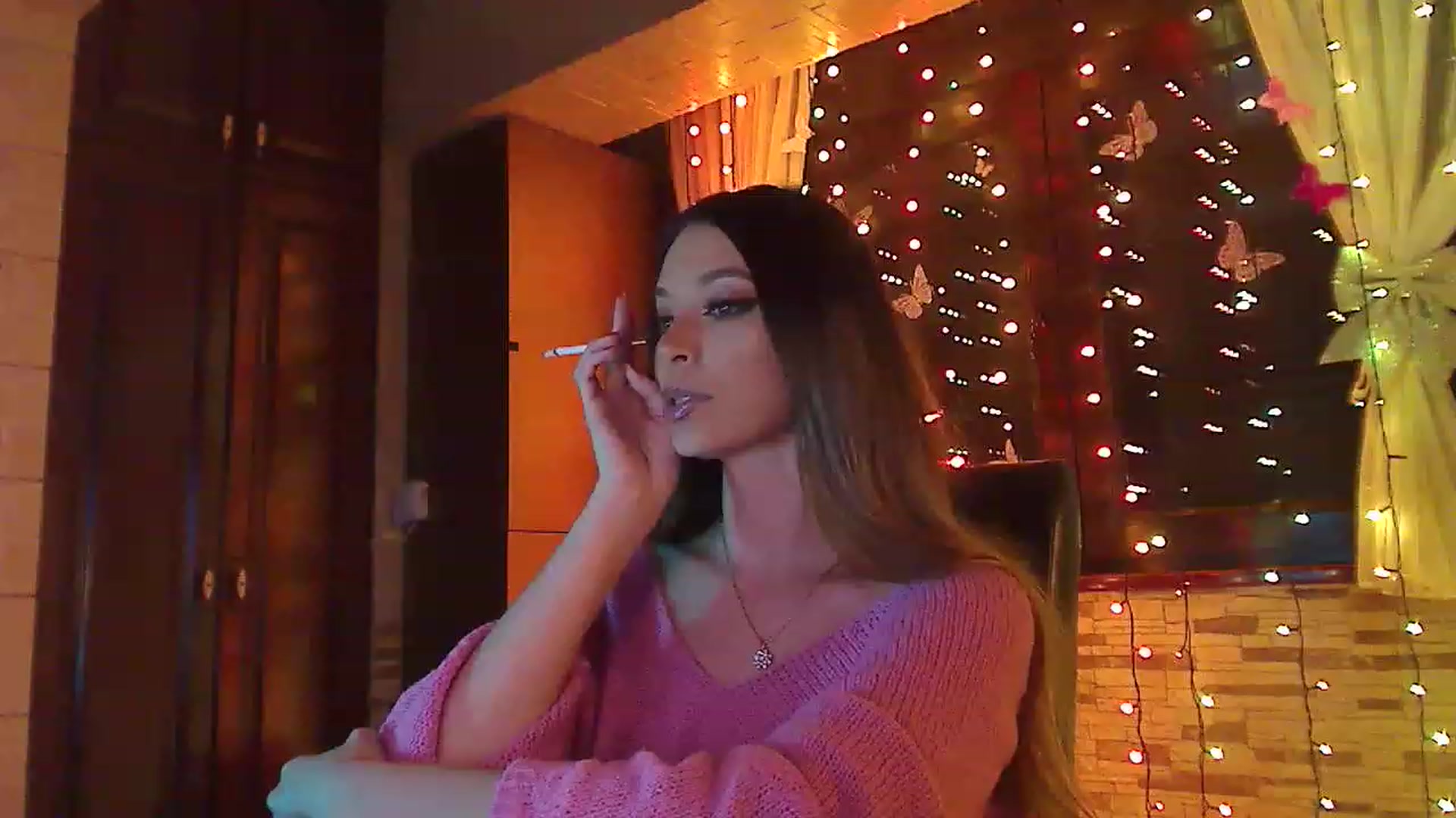 Gallery image thumbnail from No_bo_dy's myfreecams stream on, 03/13/2023, 24:00 image 8 of 20