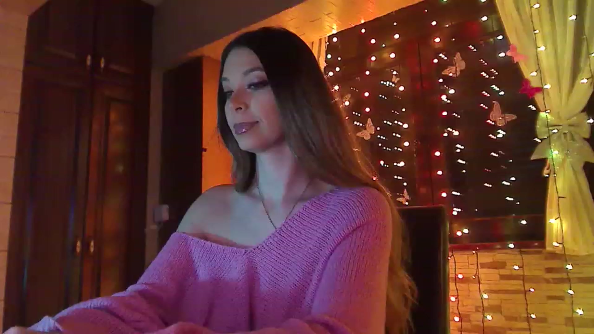 Gallery image thumbnail from No_bo_dy's myfreecams stream on, 03/13/2023, 24:00 image 2 of 20