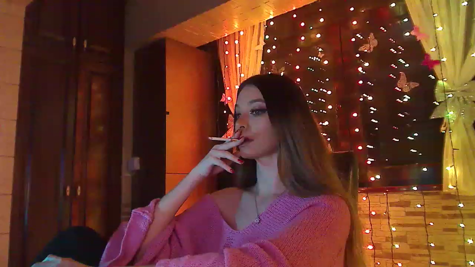 Gallery image thumbnail from No_bo_dy's myfreecams stream on, 03/13/2023, 24:00 image 16 of 20