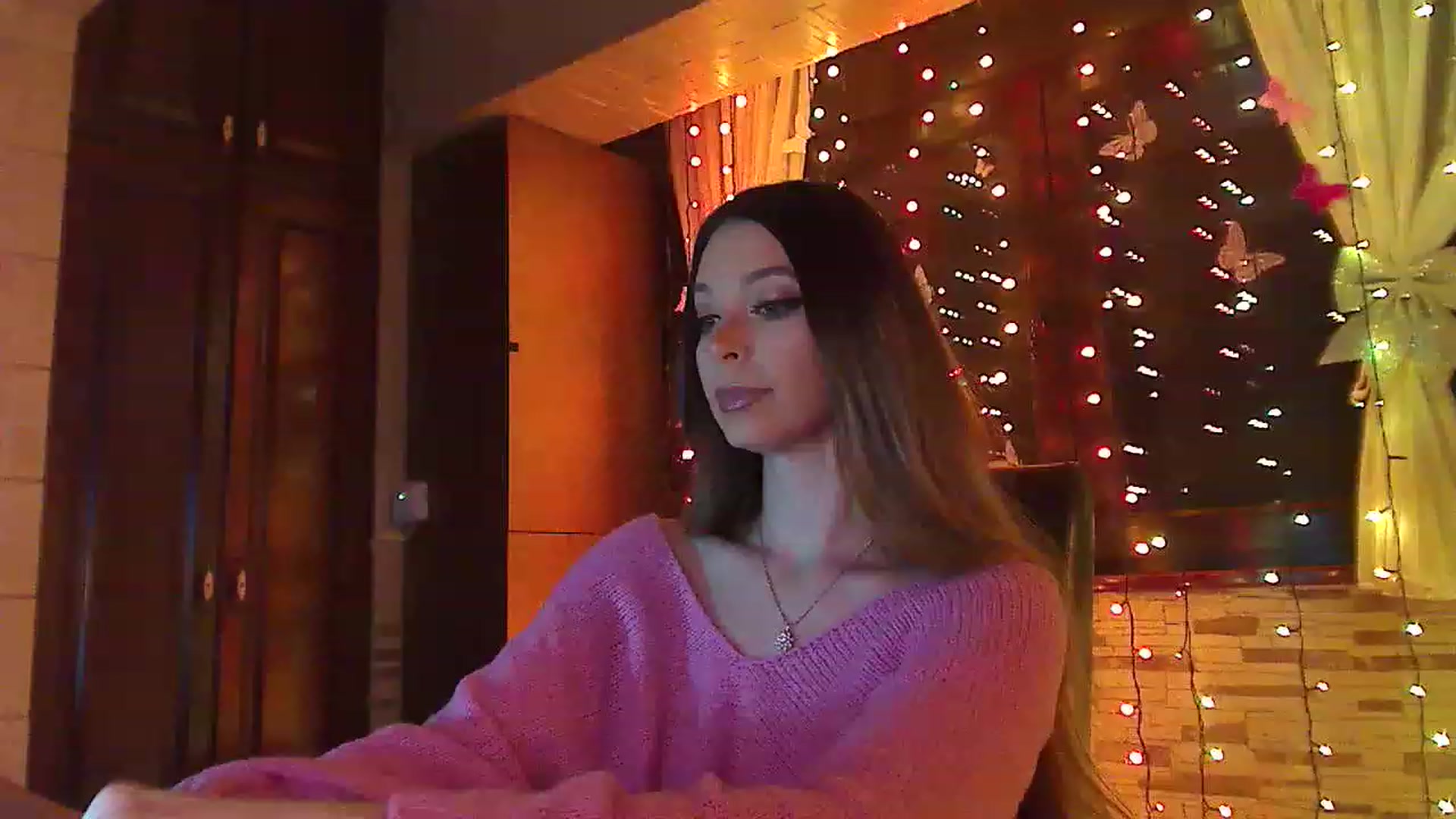 Gallery image thumbnail from No_bo_dy's myfreecams stream on, 03/13/2023, 02:04 image 7 of 20