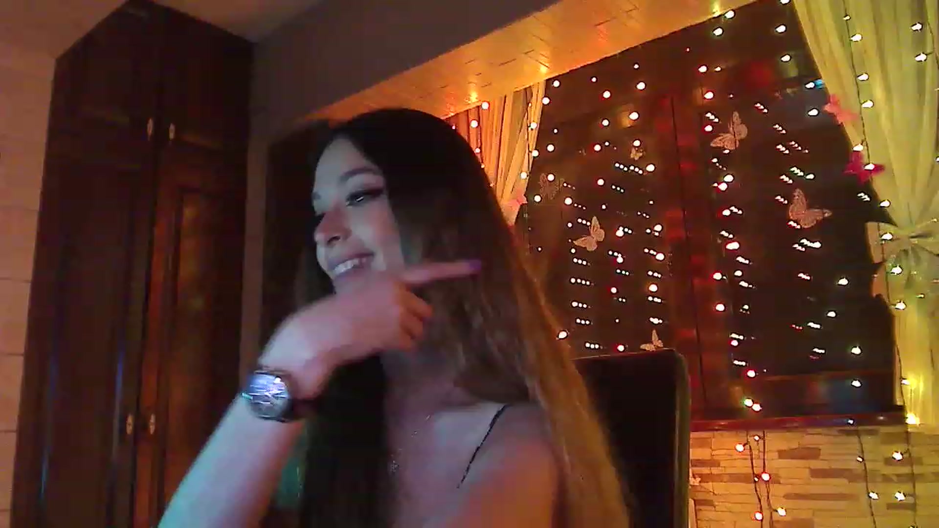 Gallery image thumbnail from No_bo_dy's myfreecams stream on, 03/19/2023, 02:53 image 14 of 20