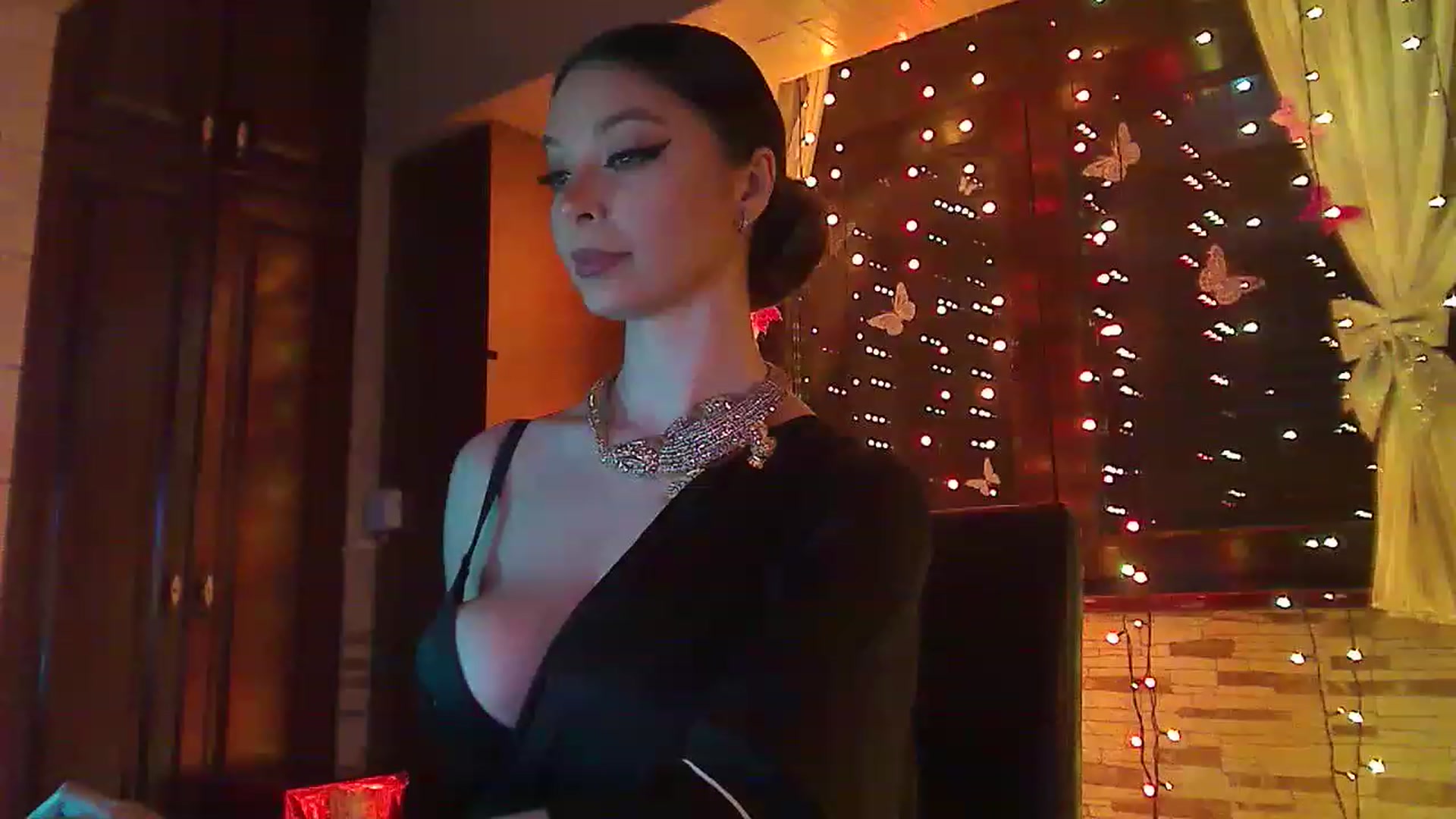 Gallery image thumbnail from No_bo_dy's myfreecams stream on, 03/21/2023, 01:11 image 20 of 20