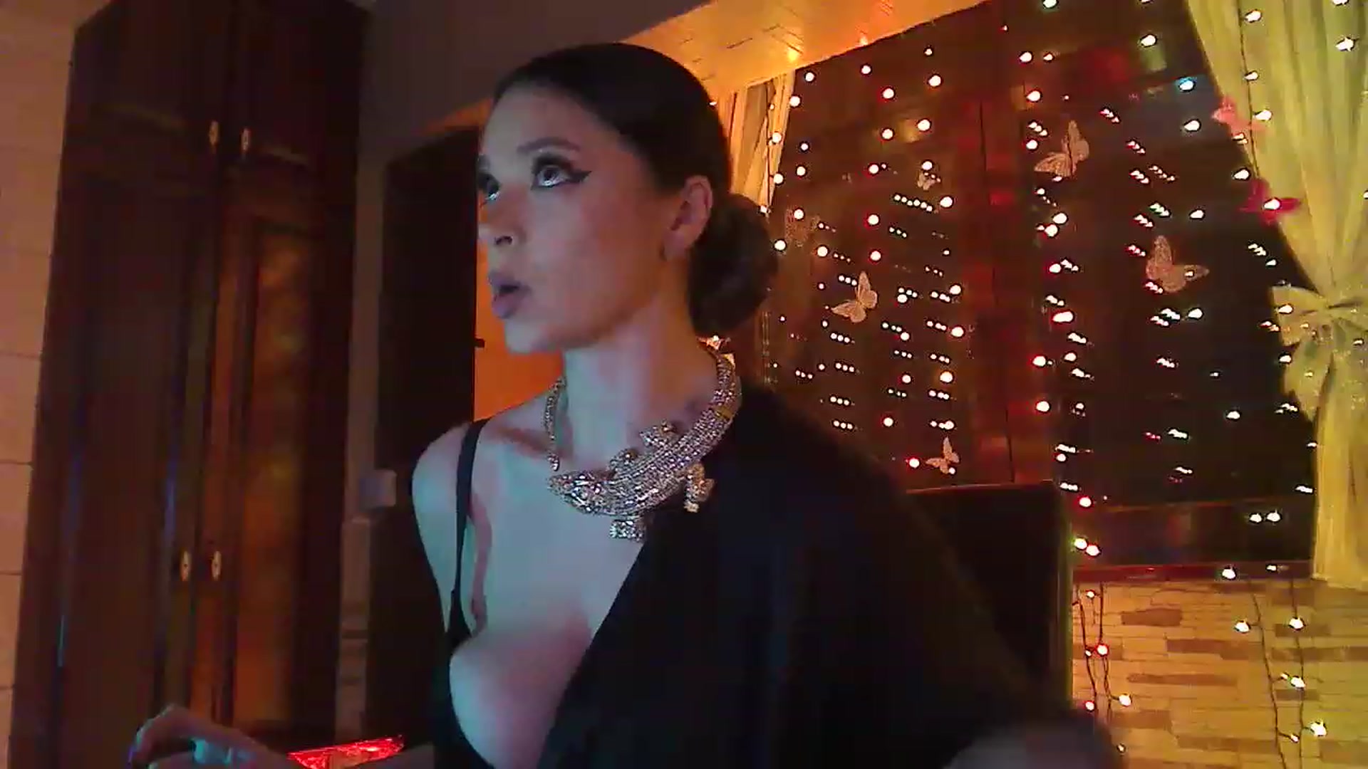 Gallery image thumbnail from No_bo_dy's myfreecams stream on, 03/21/2023, 03:12 image 3 of 20