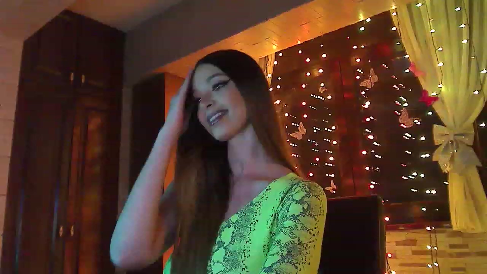 Gallery image thumbnail from No_bo_dy's myfreecams stream on, 03/24/2023, 24:10 image 13 of 20