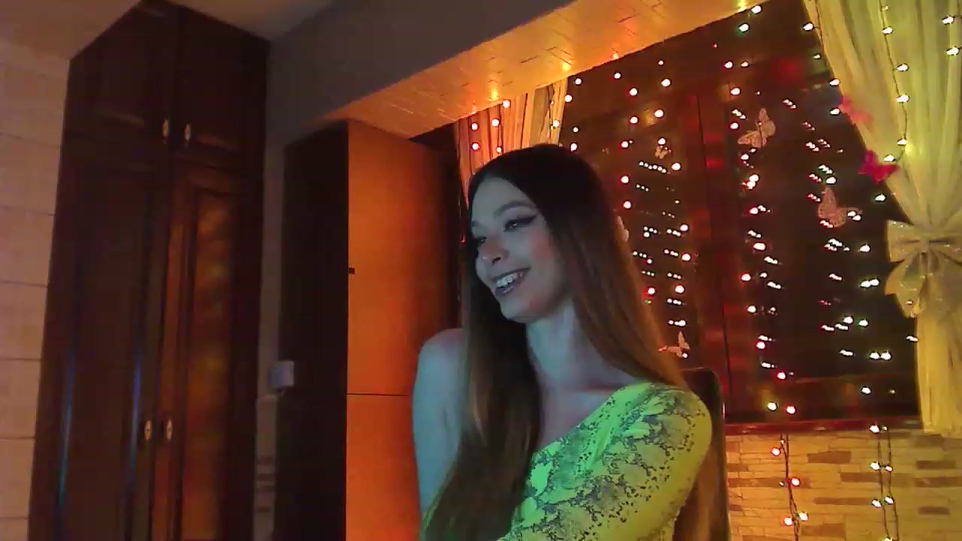 Gallery image thumbnail from No_bo_dy's myfreecams stream on, 03/24/2023, 24:10 image 3 of 20