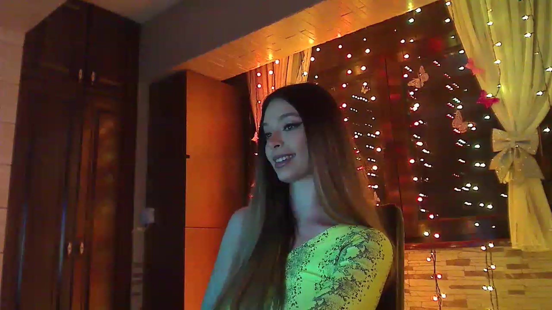 Gallery image thumbnail from No_bo_dy's myfreecams stream on, 03/24/2023, 01:16 image 11 of 20